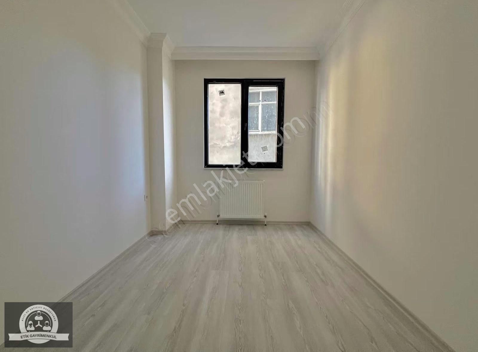 Veysel Karani Mah. 2+1 Arakat Daire (1. Kat) - Görsel 8