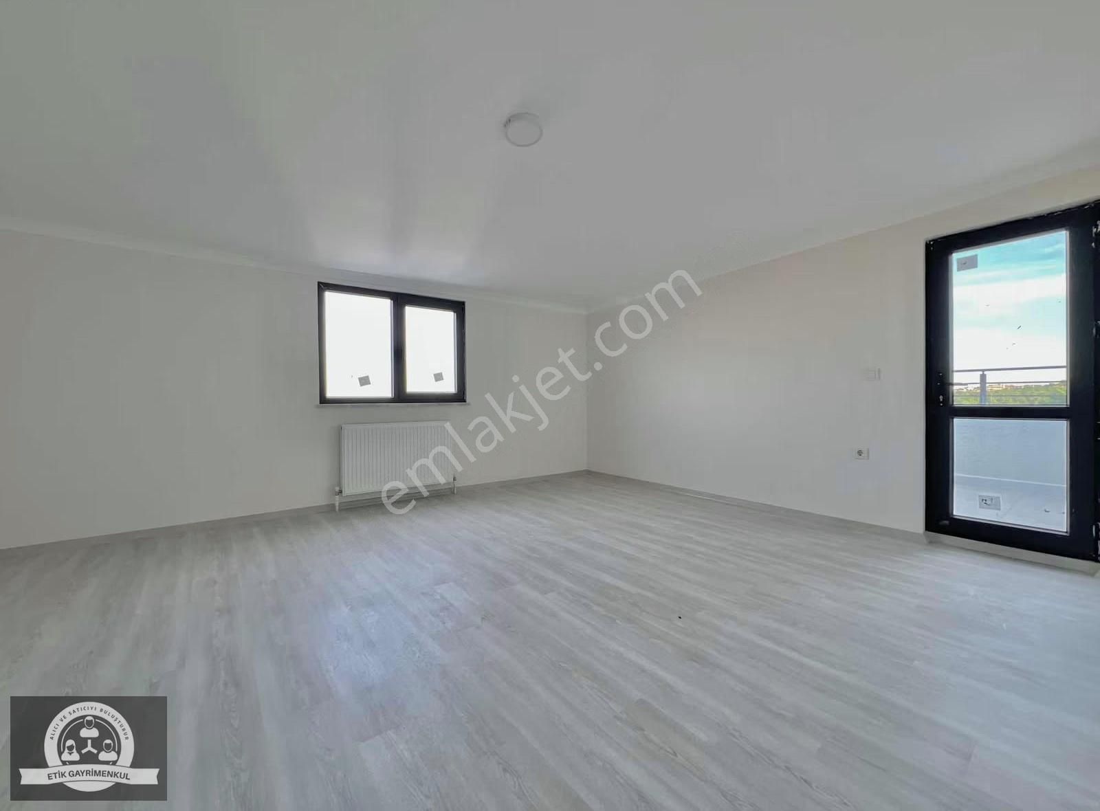 2 Adet Ayrı 2+1 Daire Çatı Dubleks Daire. Manzaralı - Görsel 2