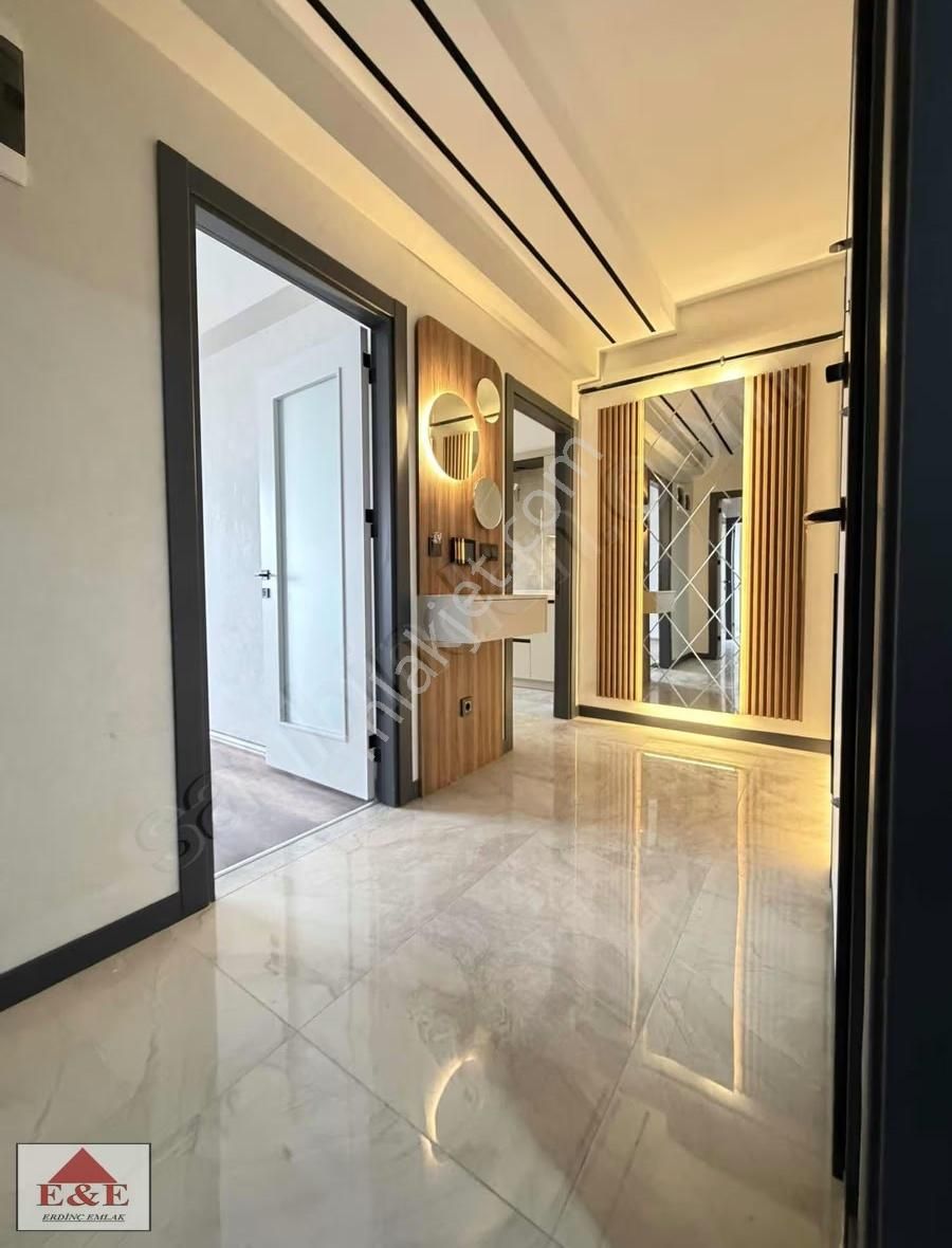 Kosova Mahallesinde Satılık Lüks 2+1 Daire