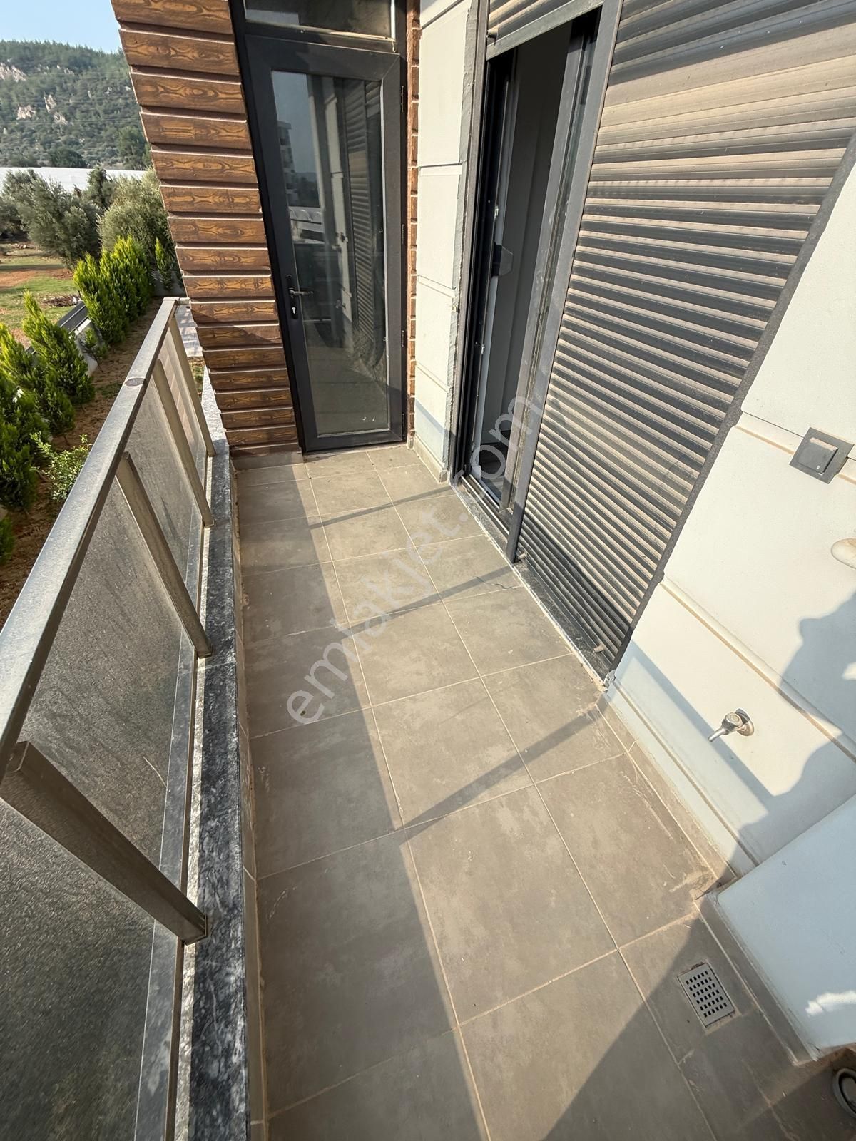 V.aydoğmuşta Sıfır Ebv Banyolu Çift Balkonlu Havuzlu İskanlı Kat Cephe Seçenekli 2+1 Ler - Görsel 9