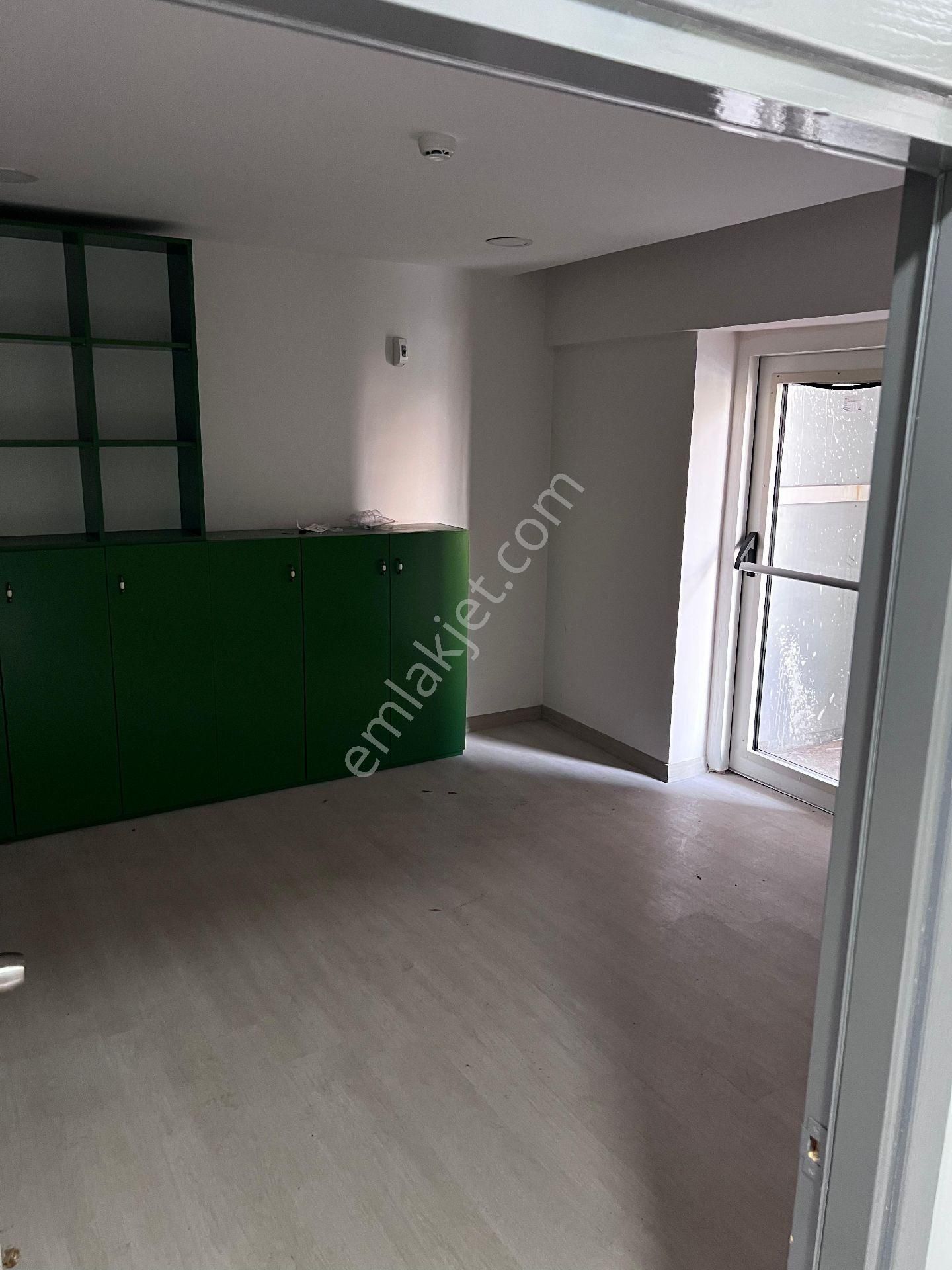 Avcılar Merkezde Kullanışlı Temiz Ofis Merkezi Konumda - Görsel 4