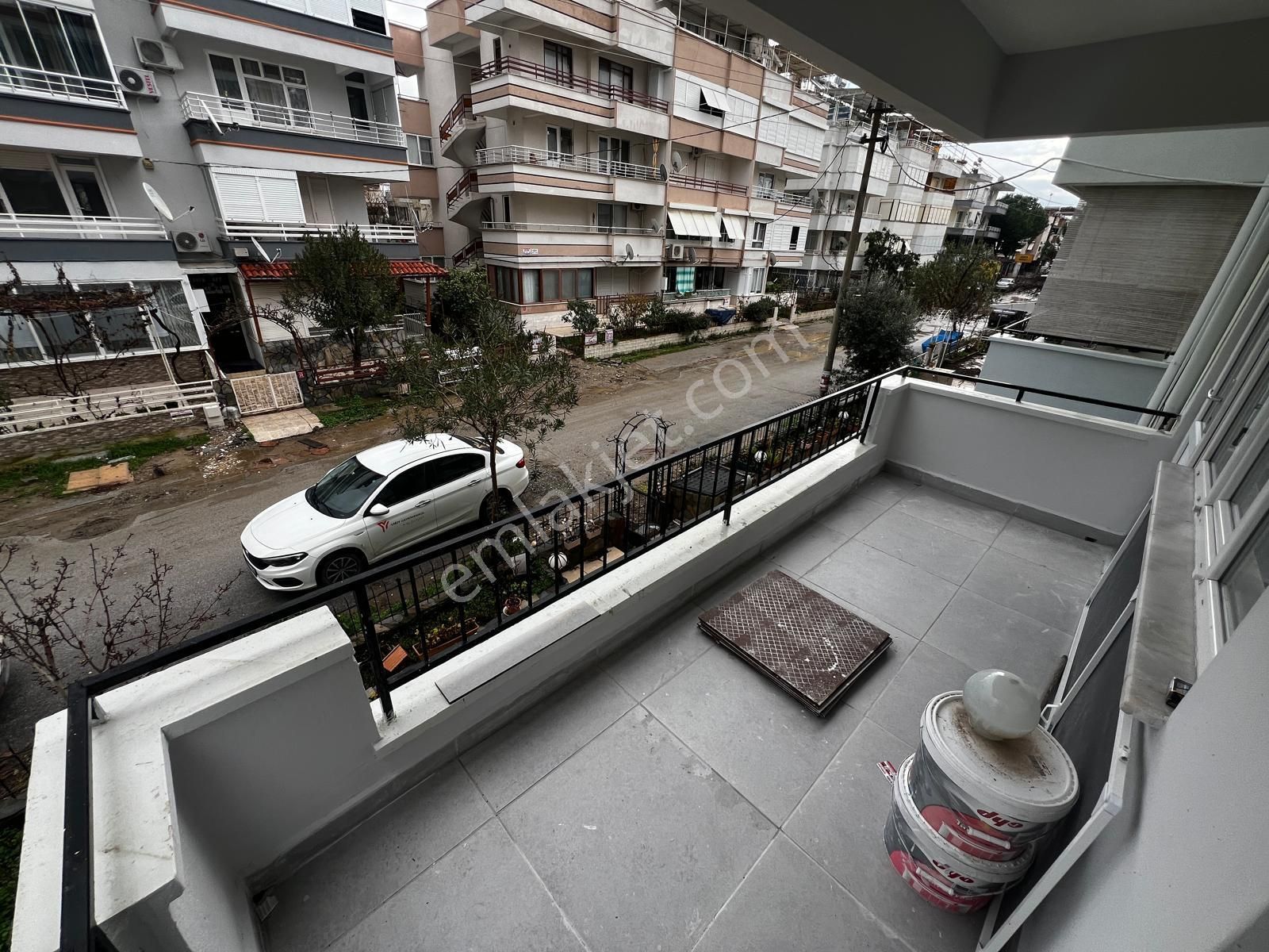 Yiğit'ten Akçay'da Ara Kat Ön Cephe Denize 200 M Fırsat Daire - Görsel 21