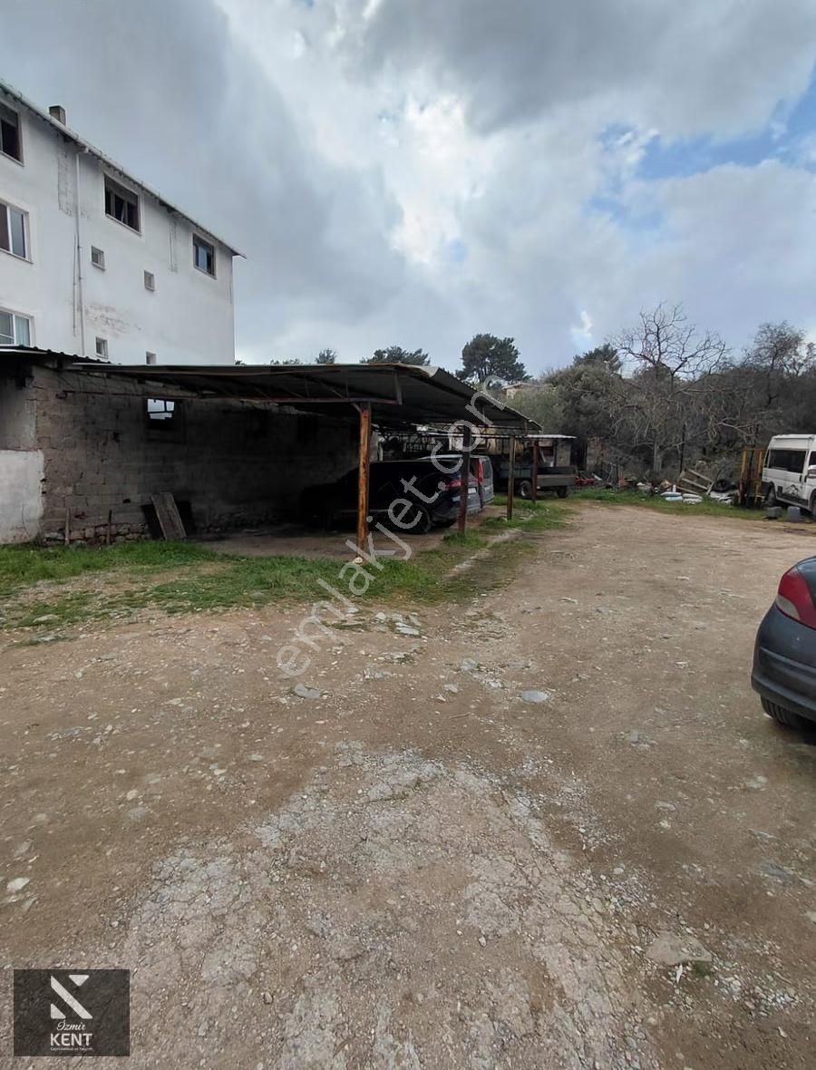 Kemalpaşa Ansızca'da Köy Merkezinde İmarlı 532 M2 Arsa - Görsel 3