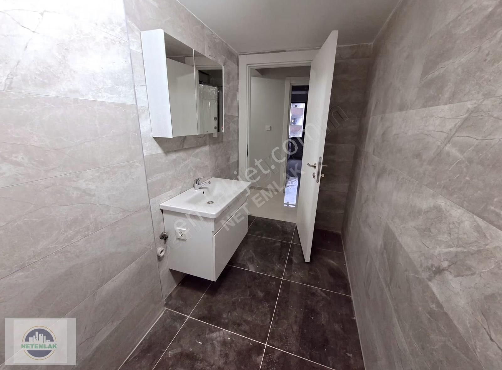 Tramvaya Ve Cale Center Yakın 2+1 Odalı Yeni Binada Satılık - Görsel 5