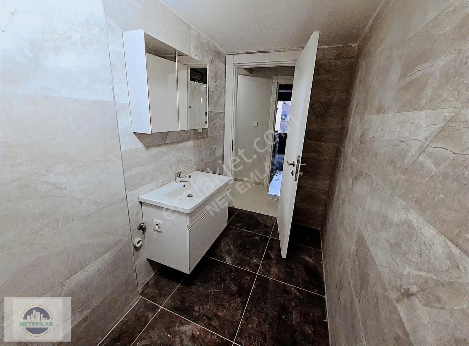 Tramvaya Ve Cale Center Yakın 2+1 Odalı Yeni Binada Satılık - Görsel 25