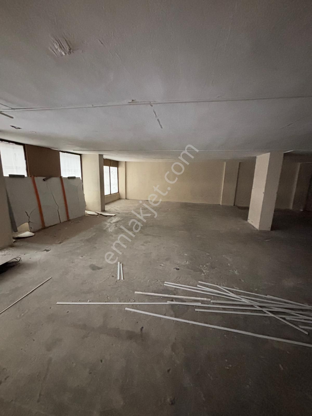 Telsiz De Kiralık Dükkan Tramvay Cadde De - Görsel 13