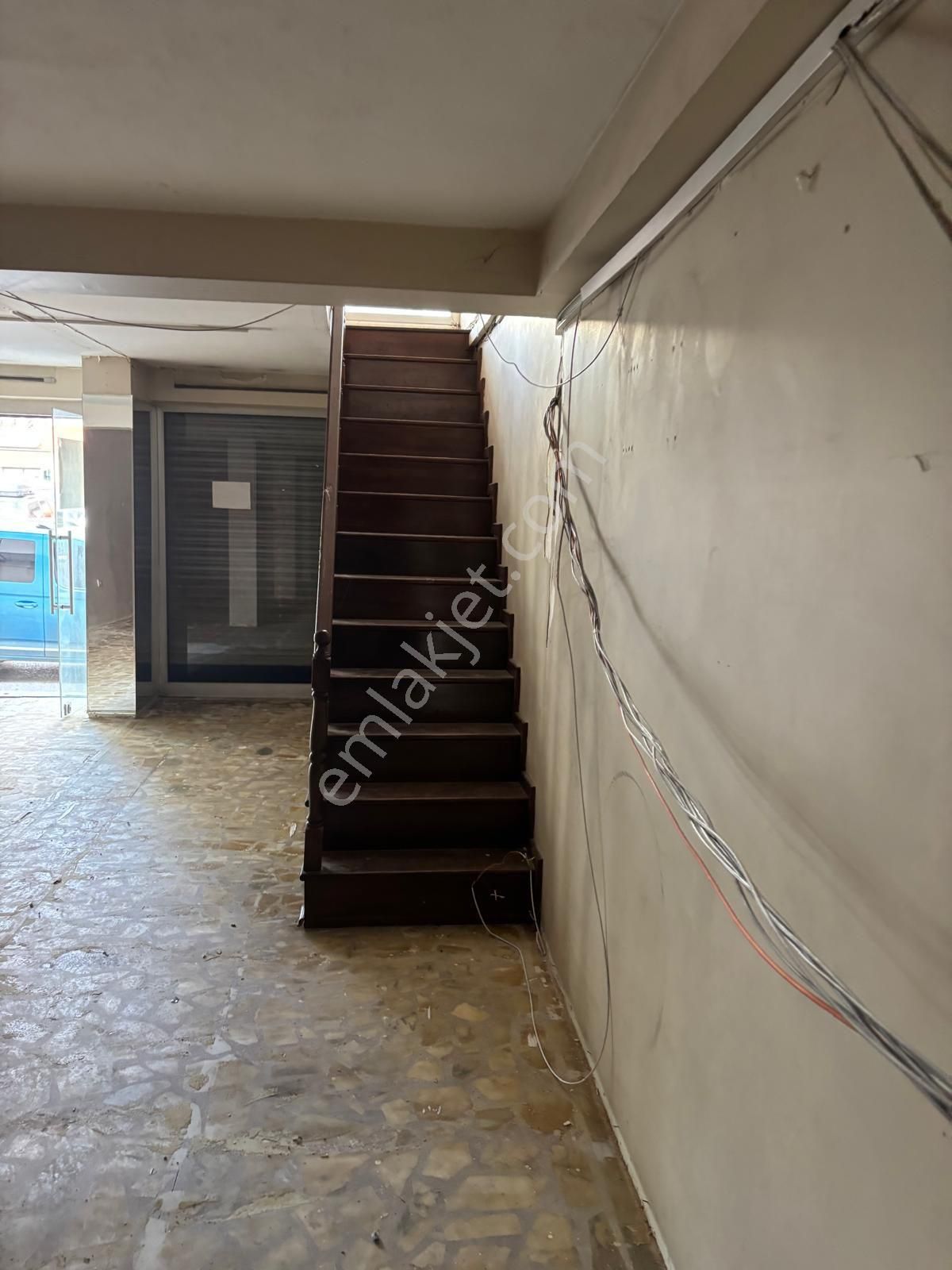 Telsiz De Kiralık Dükkan Tramvay Cadde De - Görsel 27