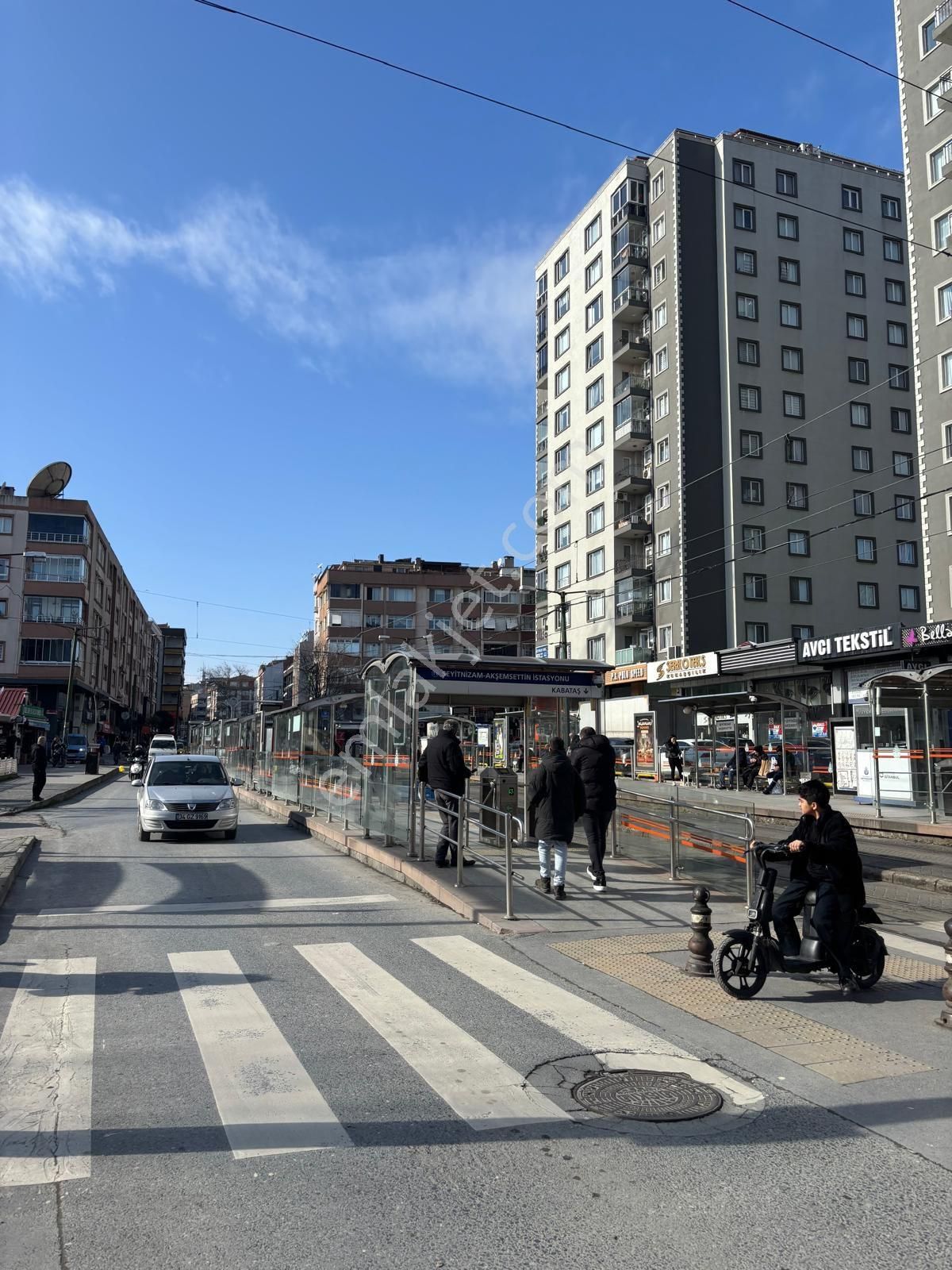 Telsiz De Kiralık Dükkan Tramvay Cadde De - Görsel 2