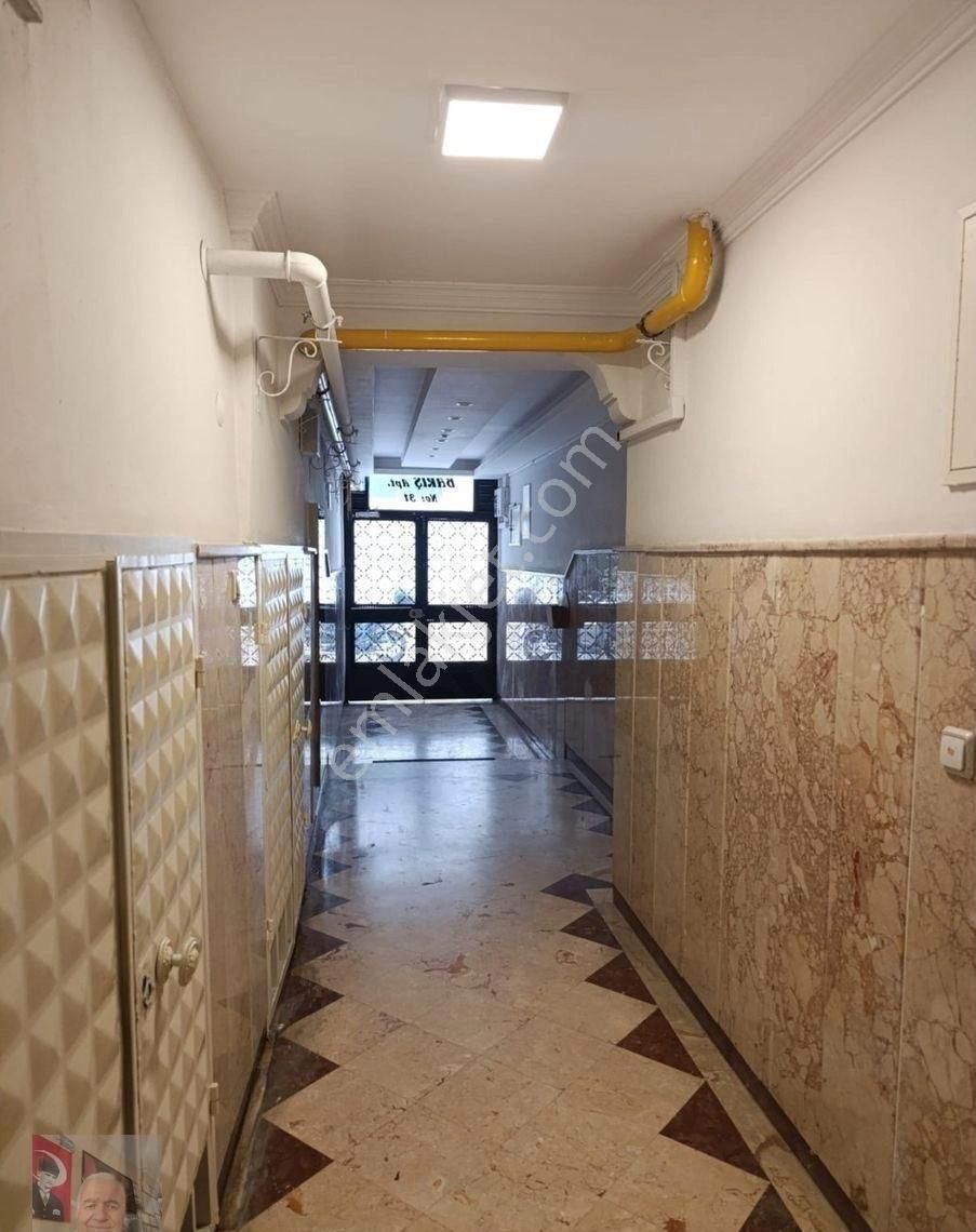 Otoparklı Asansörlüve D.gazlı Ara Kat Full Eşyalı 3+1 Kiralık Daire! - Görsel 23