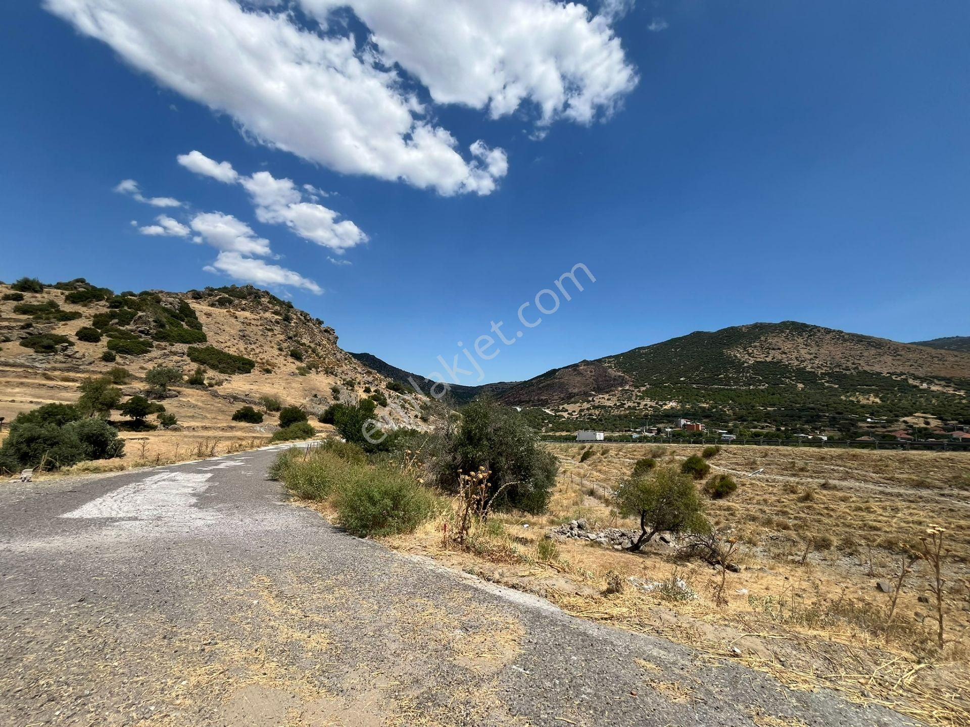 İzmir Menemen Ayvacıkta Manisa Yoluna Sıfır Satılık Tarla - Görsel 9