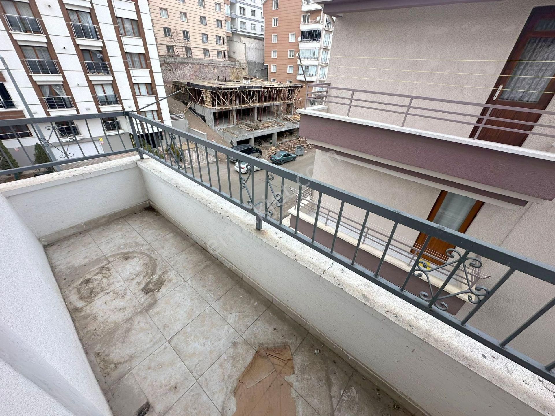 Şafak'tan İncirli'de Cadde Üzeri 3+1 Bağımsız Orta Kat Ön Cephe - Görsel 4
