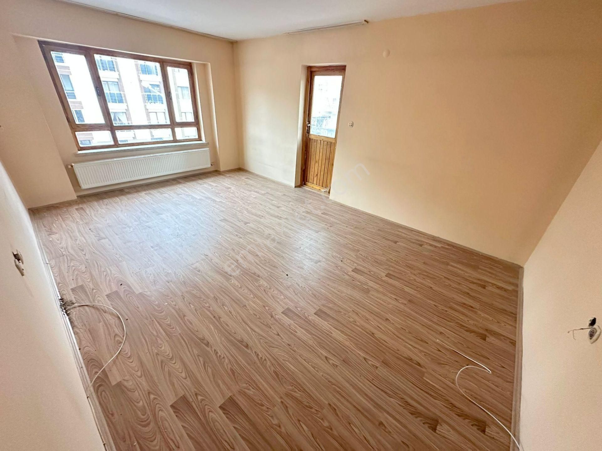 Şafak'tan İncirli'de Cadde Üzeri 3+1 Bağımsız Orta Kat Ön Cephe - Görsel 2