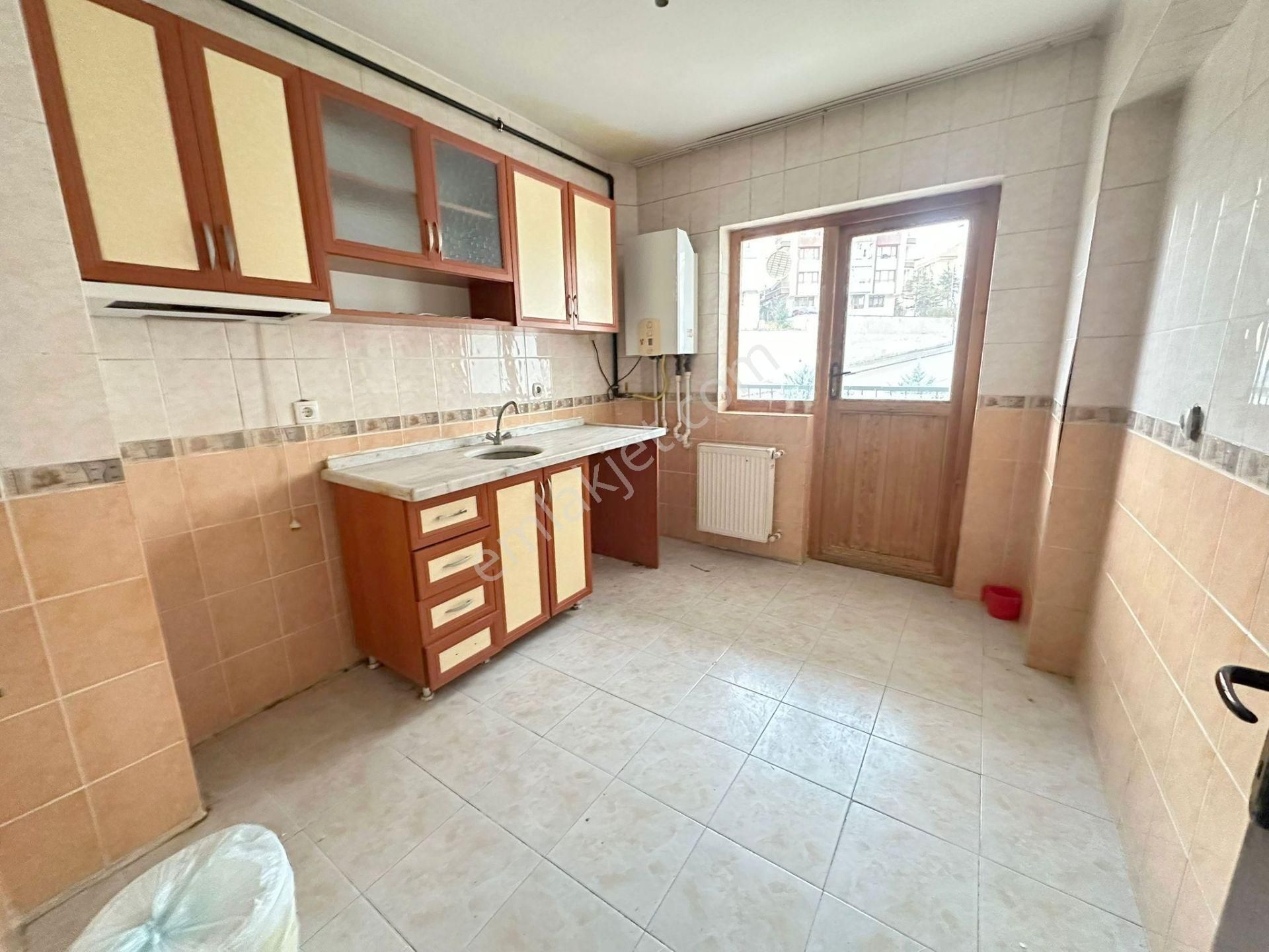 Şafak'tan İncirli'de Cadde Üzeri 3+1 Bağımsız Orta Kat Ön Cephe - Görsel 9