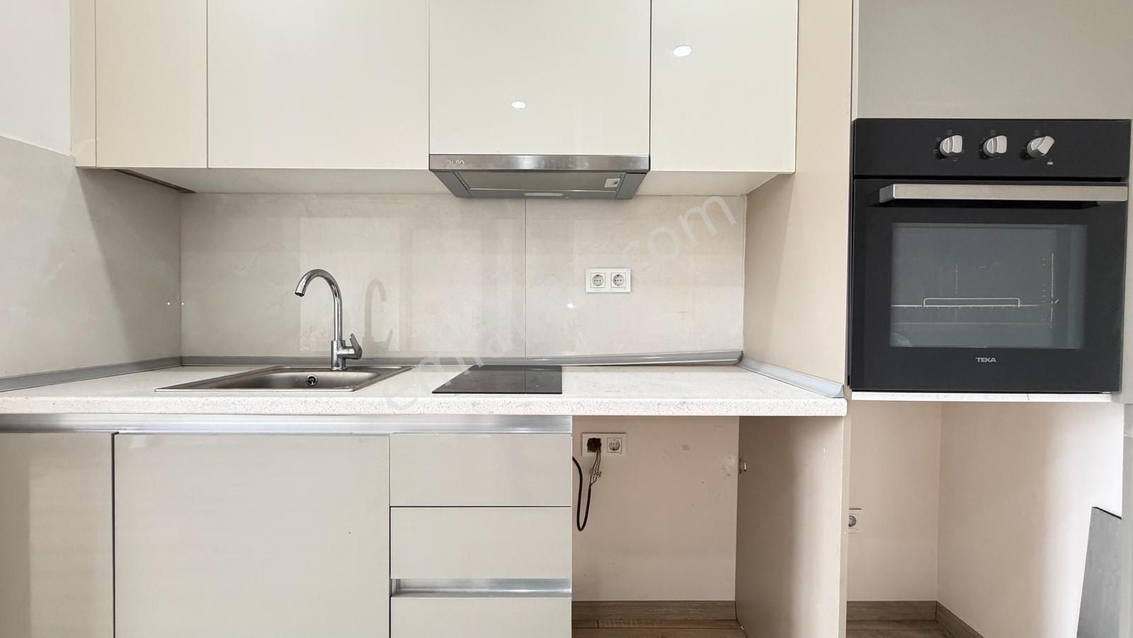 İlka'dan Resim Modern'de 1+1 Kiralık Daire Metrobüse Shuttle - Görsel 31