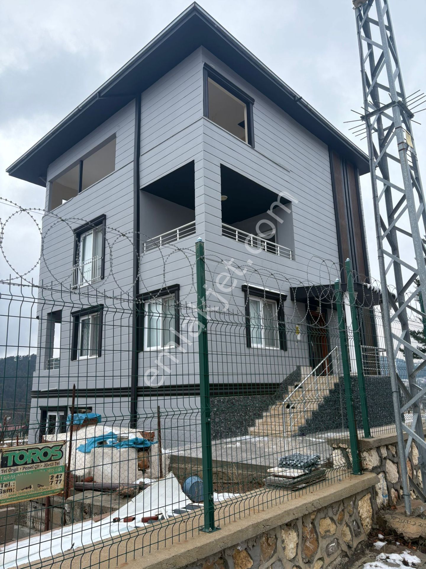 Karınca'dan Soğucak'ta Harika Manazaralı Dublex Villa Satılık - Görsel 2