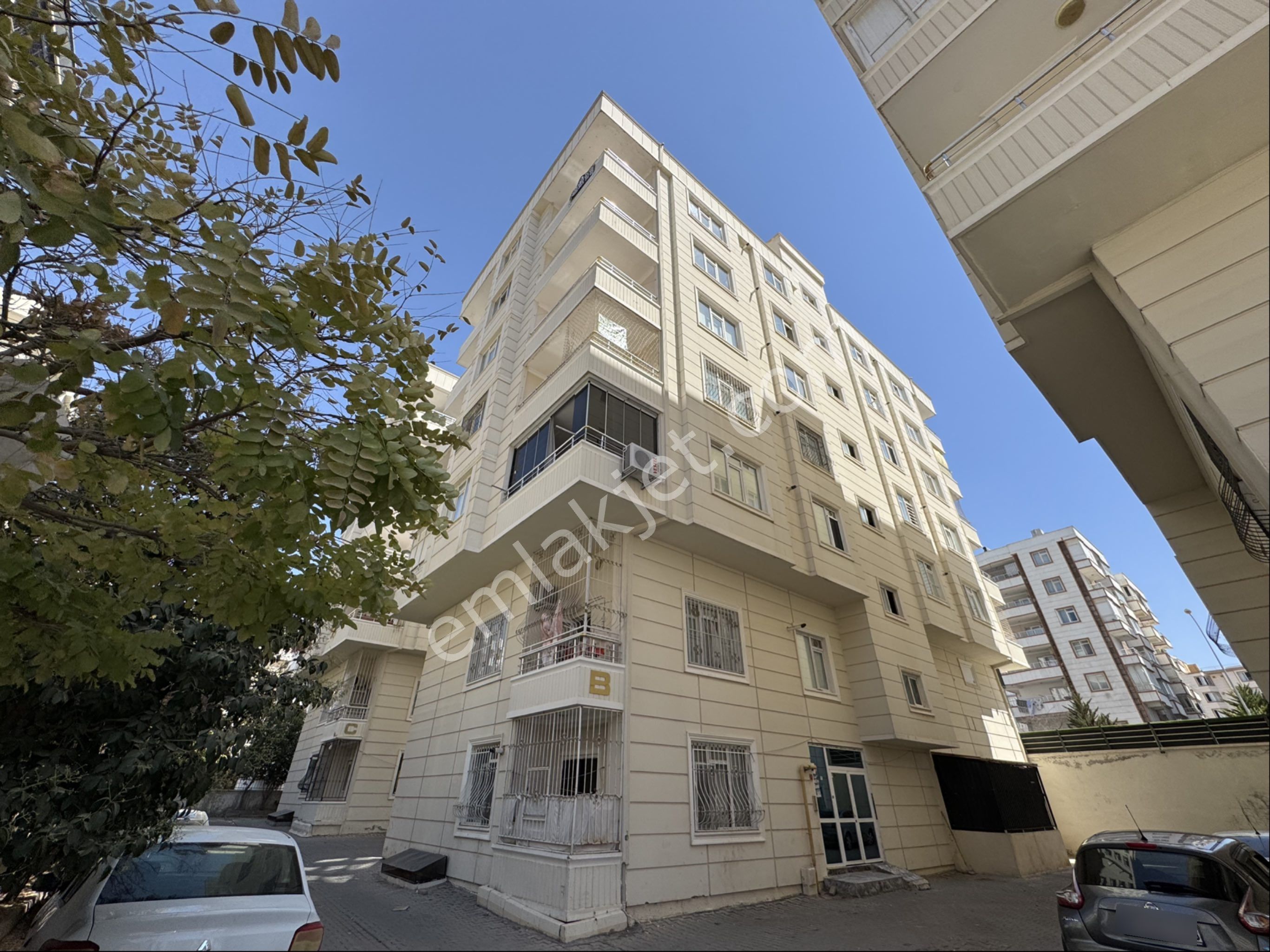 Yavuz Emlaktan Kiralık 3+1 Sonkat Şenevler Mah