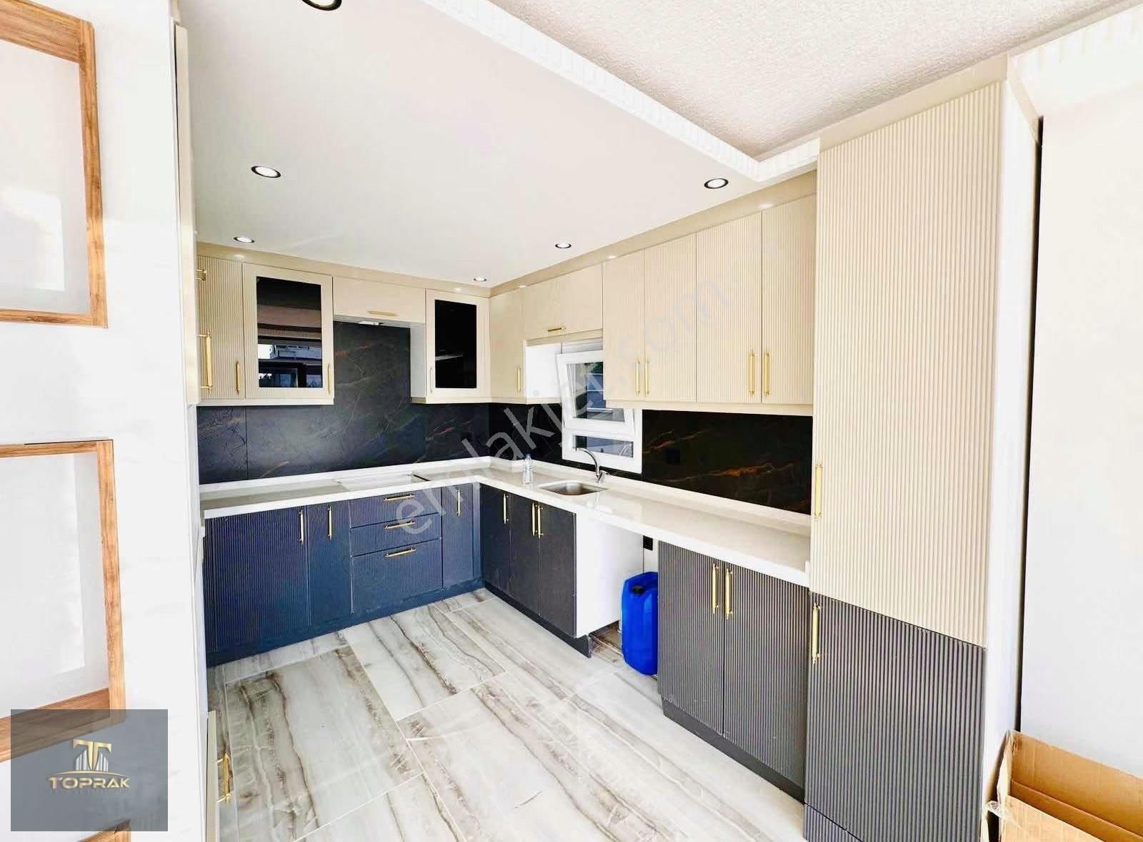 Toprak İnşaat Tan Havuzlu Lüks Villa - Görsel 17