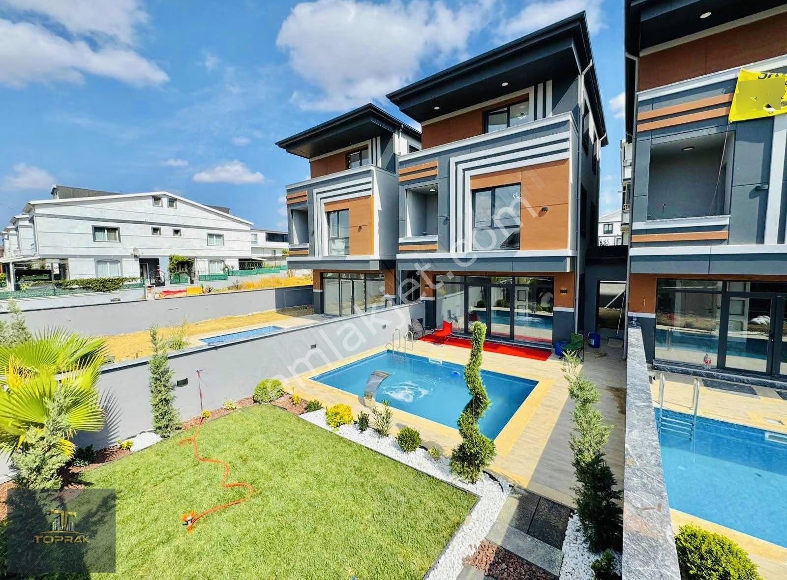 Toprak İnşaat Tan Havuzlu Lüks Villa - Görsel 30