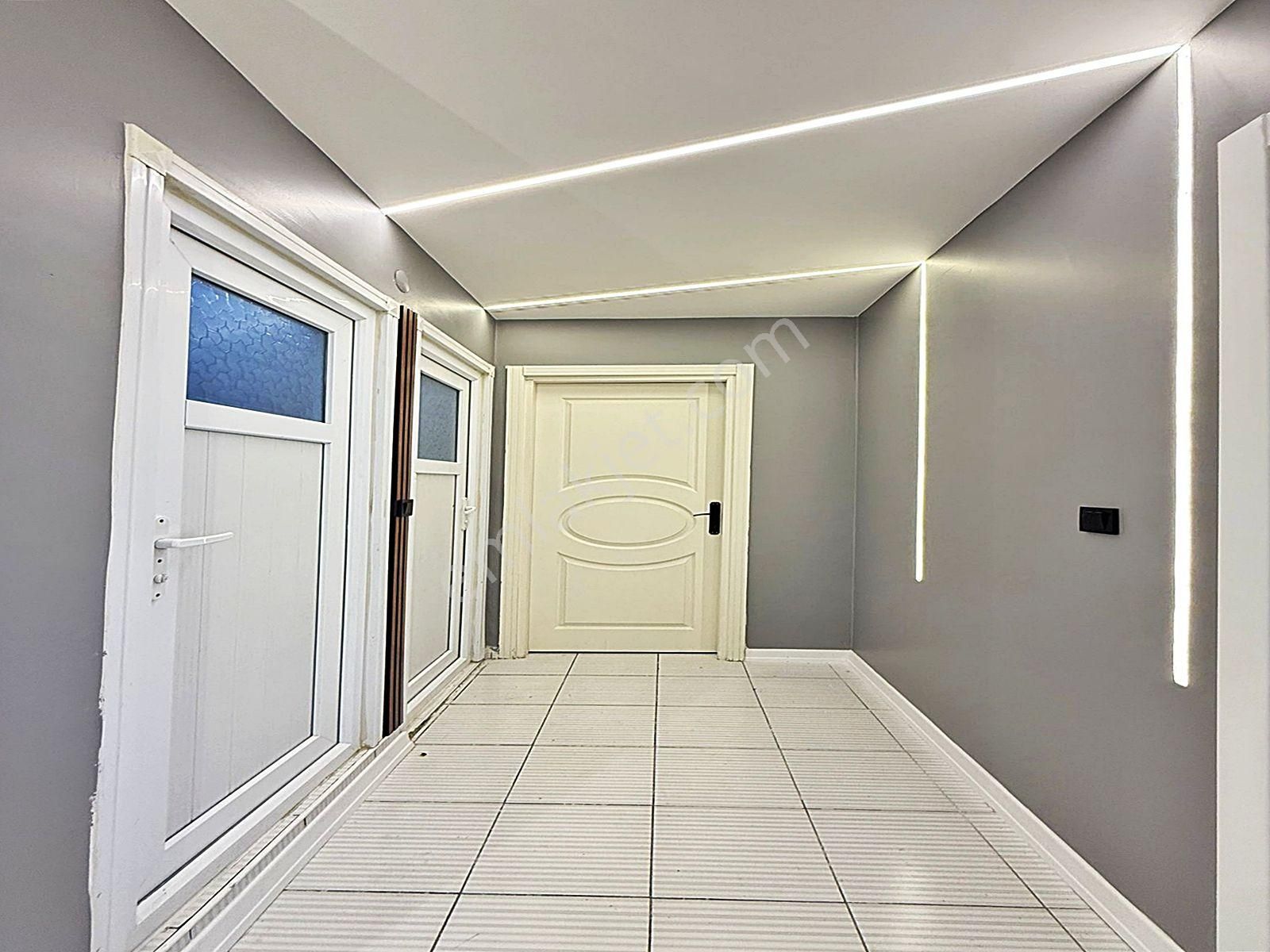 Esenyurt Mehterçeşme Mahallesinde Metrobüse Yakın Yüksek Giriş 3+1 Daire - Görsel 25