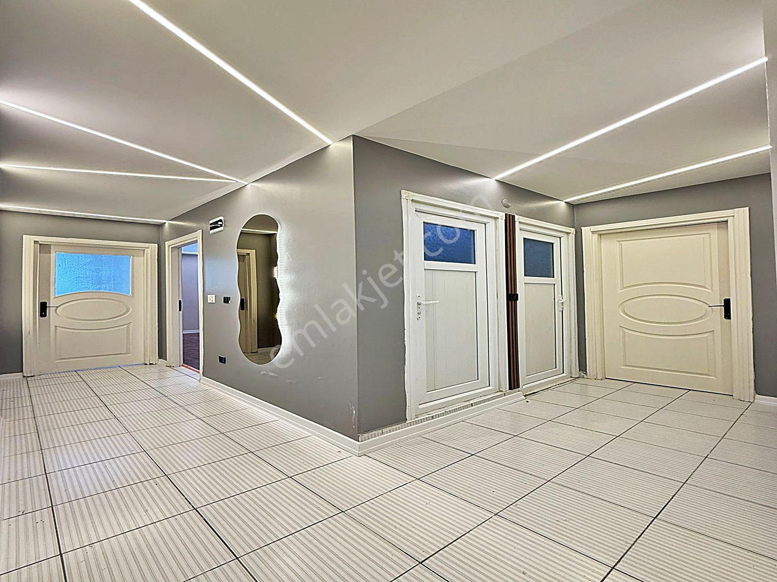 Esenyurt Mehterçeşme Mahallesinde Metrobüse Yakın Yüksek Giriş 3+1 Daire - Görsel 8