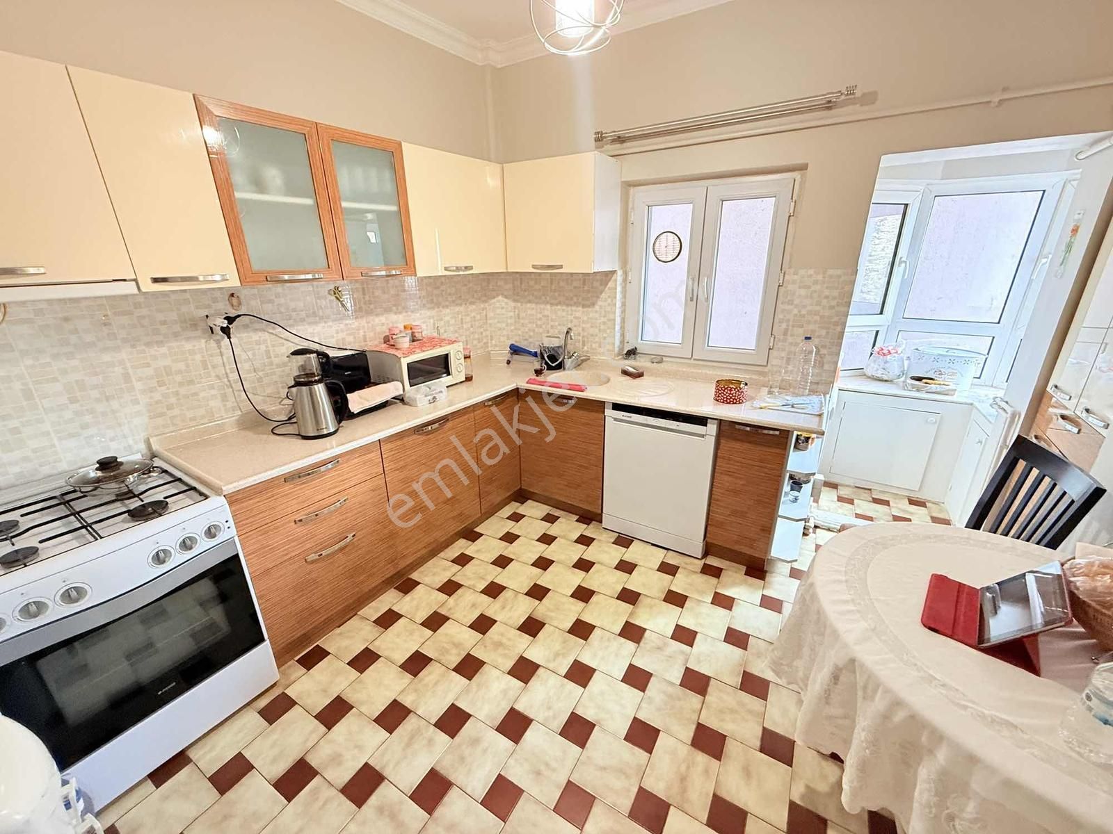 Çankaya Mutluköy Beta Sitesinde 190 M2 4+1 Asansörlü Daire - Görsel 21