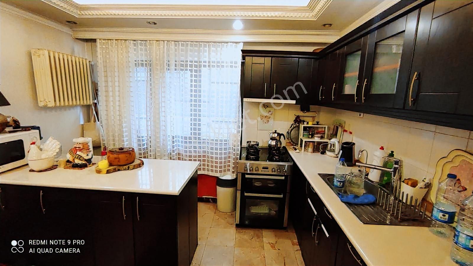 Gaziosmanpaşa Uğurmumcu Cad Üzerinde Geniş 2+1 Satılık Daire - Görsel 2