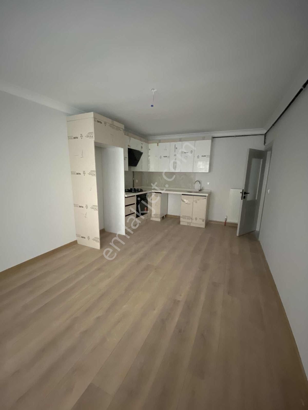 Ayrancı Mah Yeni Bina Da Güleryüz Sokak 1+1 Kiralık Daire - Görsel 8