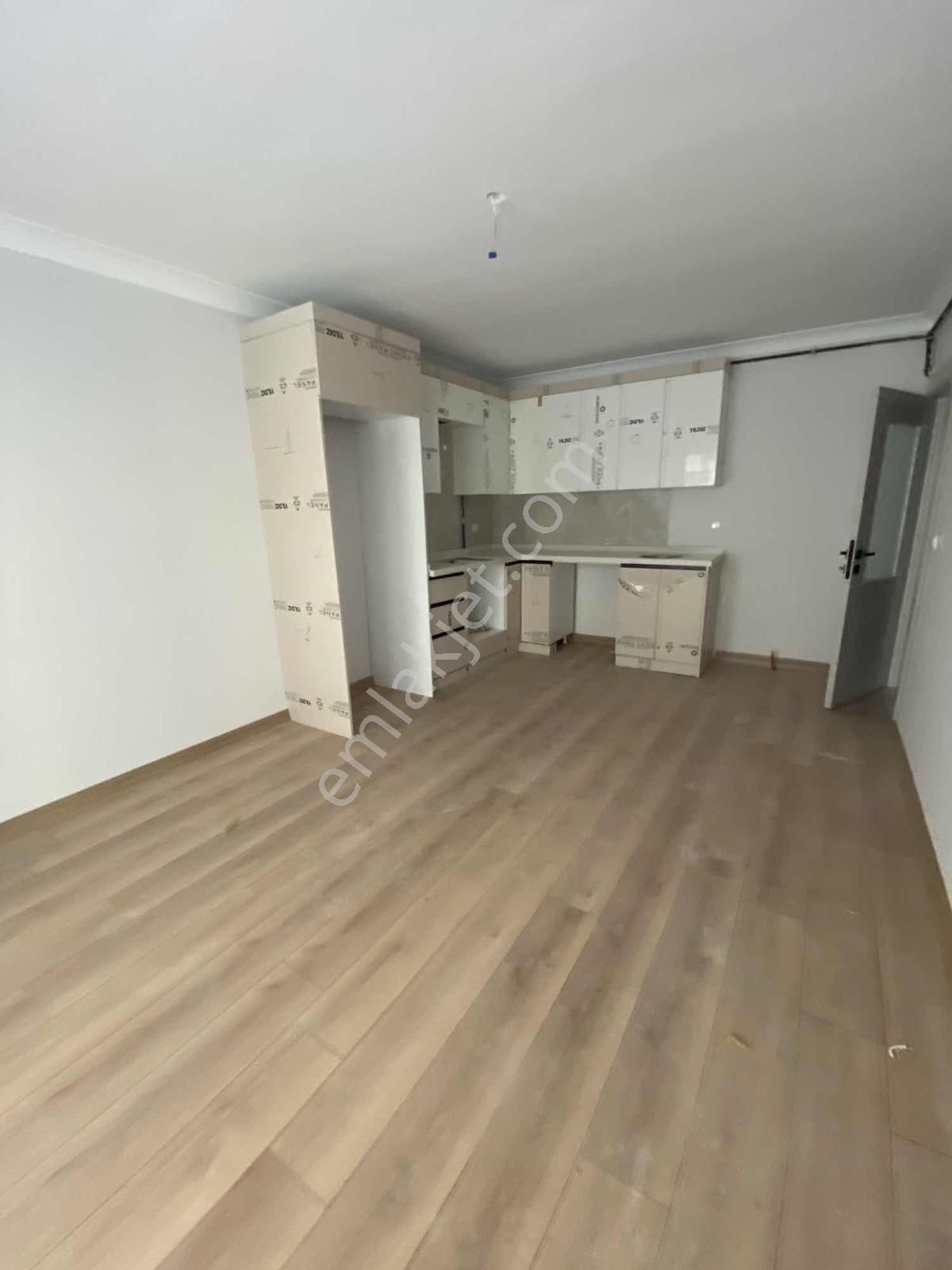 Ayrancı Mah Yeni Bina Da Güleryüz Sokak 1+1 Kiralık Daire - Görsel 4