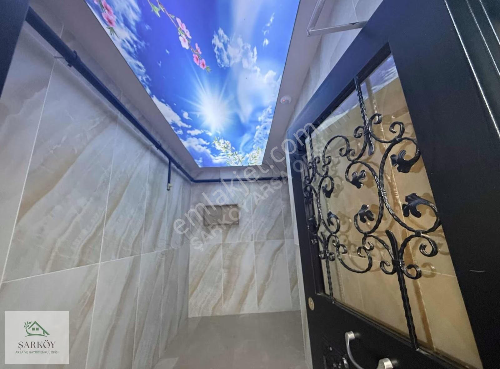 Altınova Mahallesi Satılık 2+1 Daire Köşe Konumda - Görsel 3