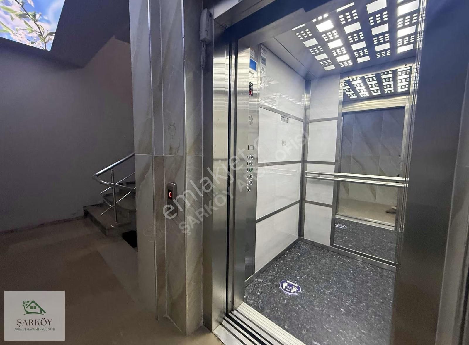 Altınova Mahallesi Satılık 2+1 Daire Köşe Konumda - Görsel 10