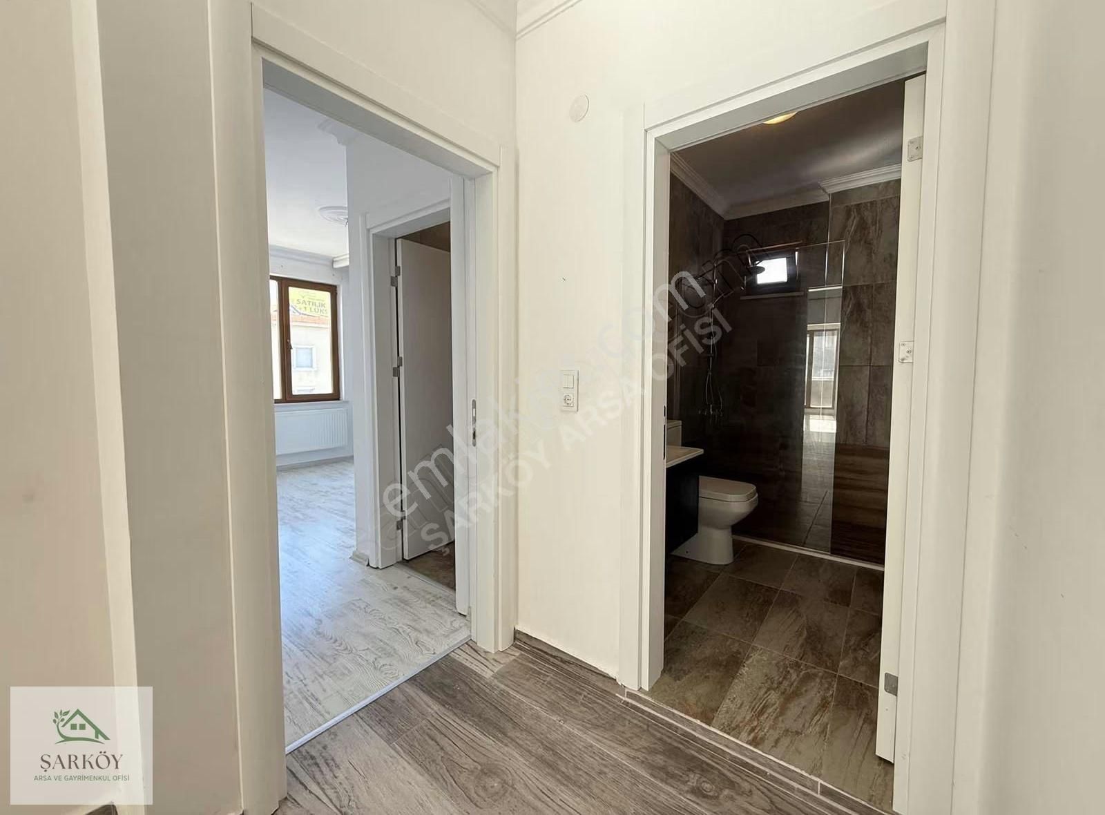 Altınova Mahallesi Satılık 2+1 Daire Köşe Konumda - Görsel 5