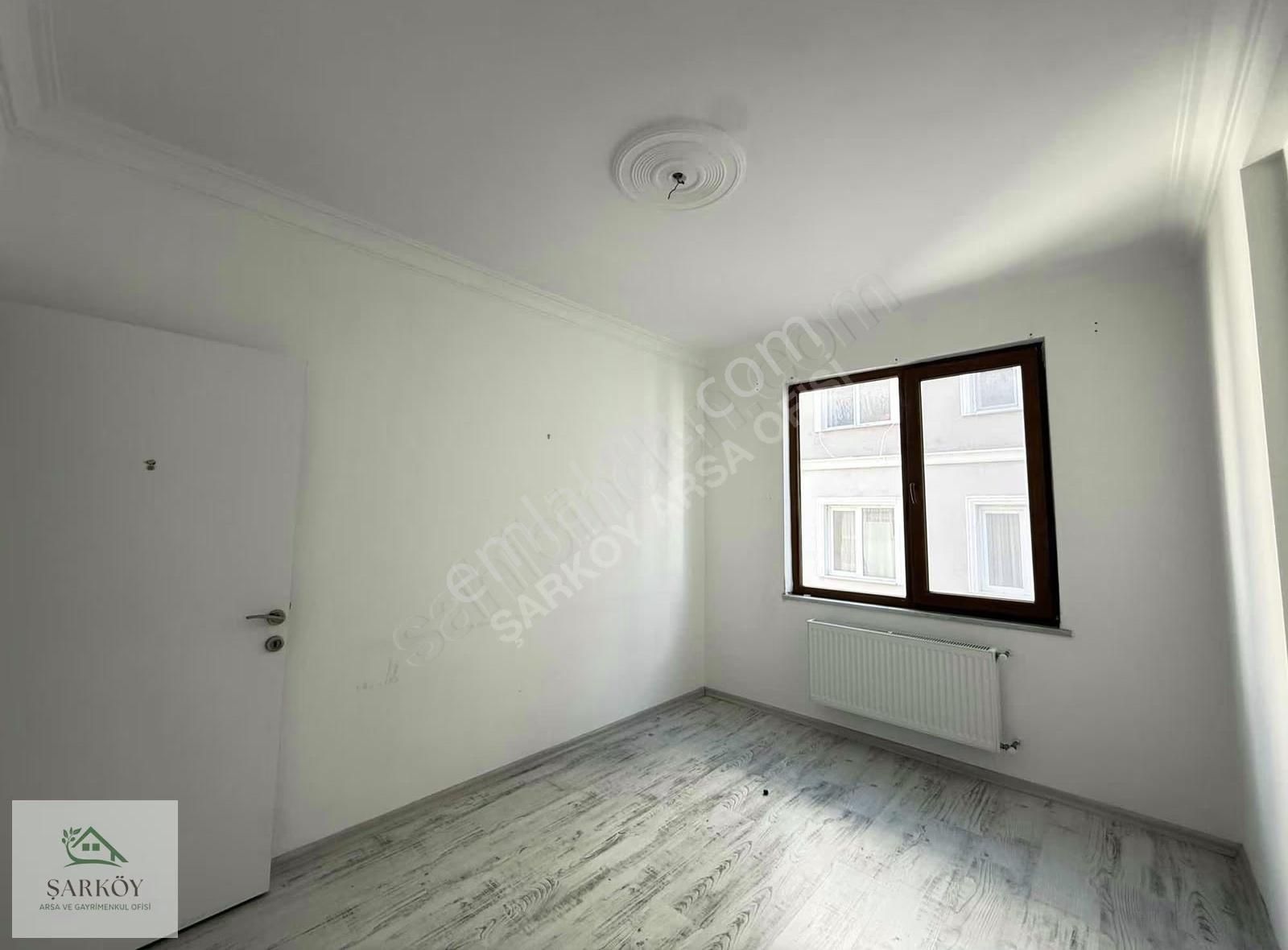 Altınova Mahallesi Satılık 2+1 Daire Köşe Konumda - Görsel 6