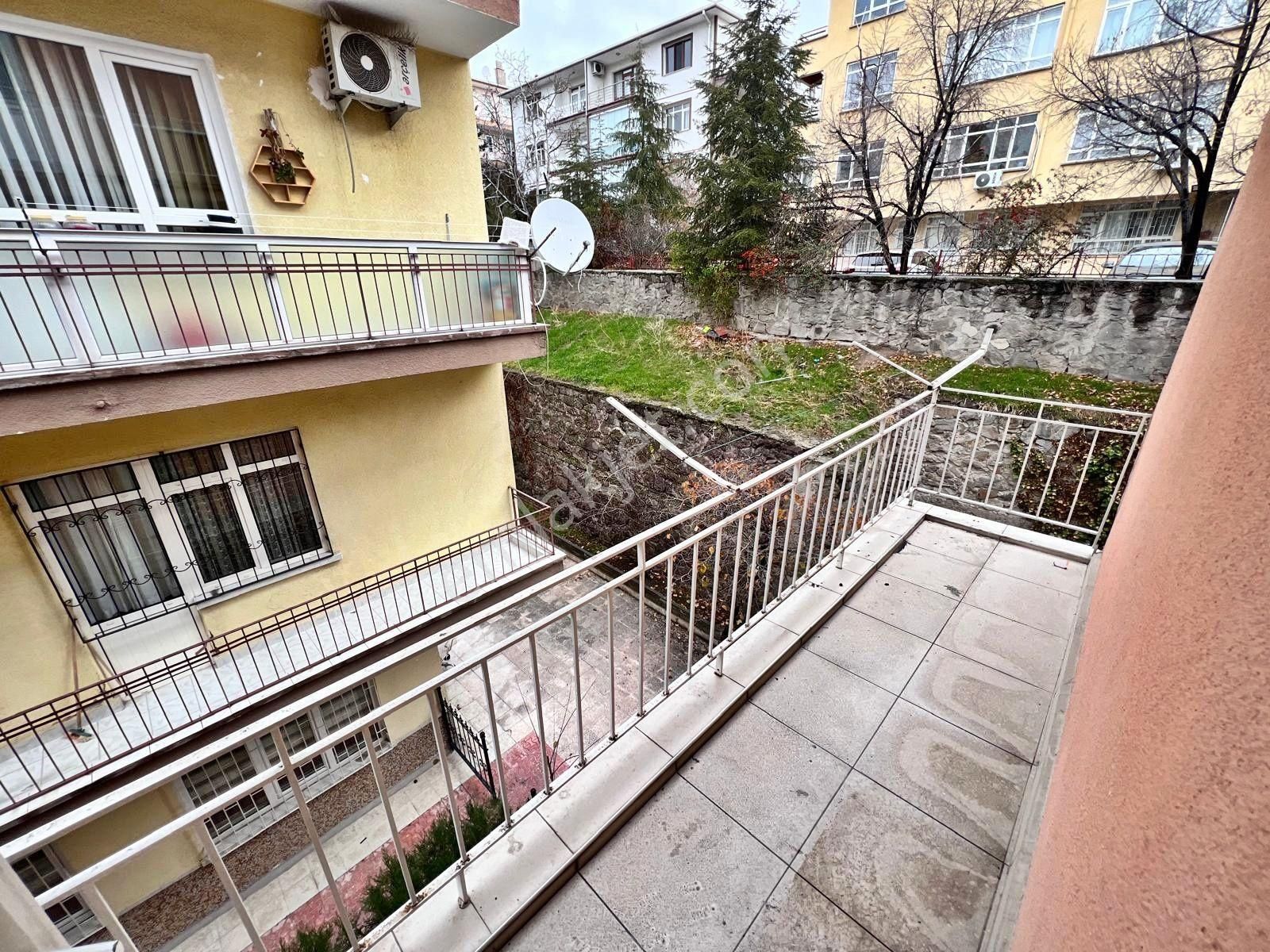 Aşağı Eğlence Mimarlar'da 3+1 Bağımsız Katta Yapılı Masrafsız Kupon Daire - Görsel 26