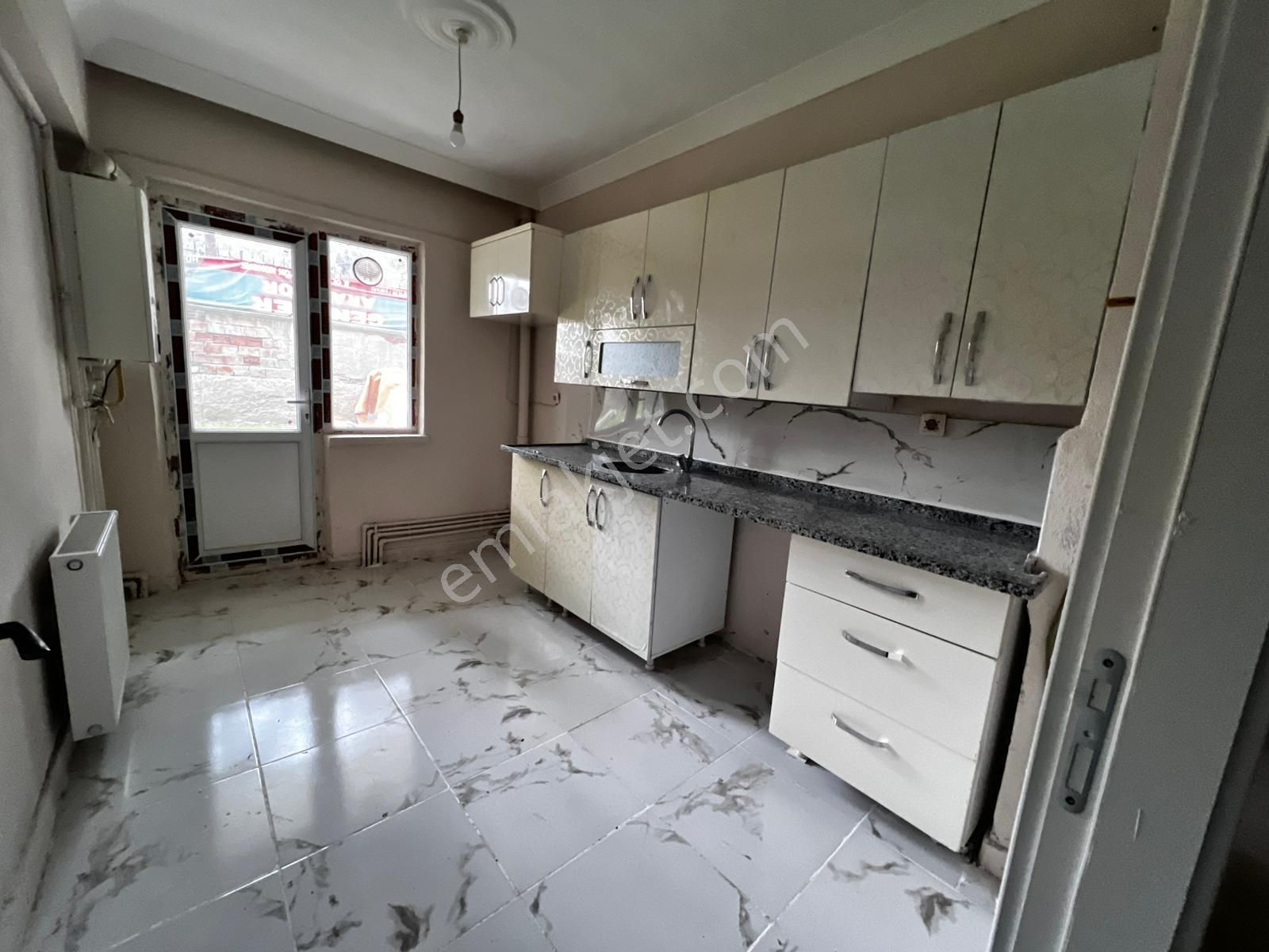 Hayal'den Akşemsettin Mh^de Yapılı Geniş 3+1 Masrafsz Kupon Daire !