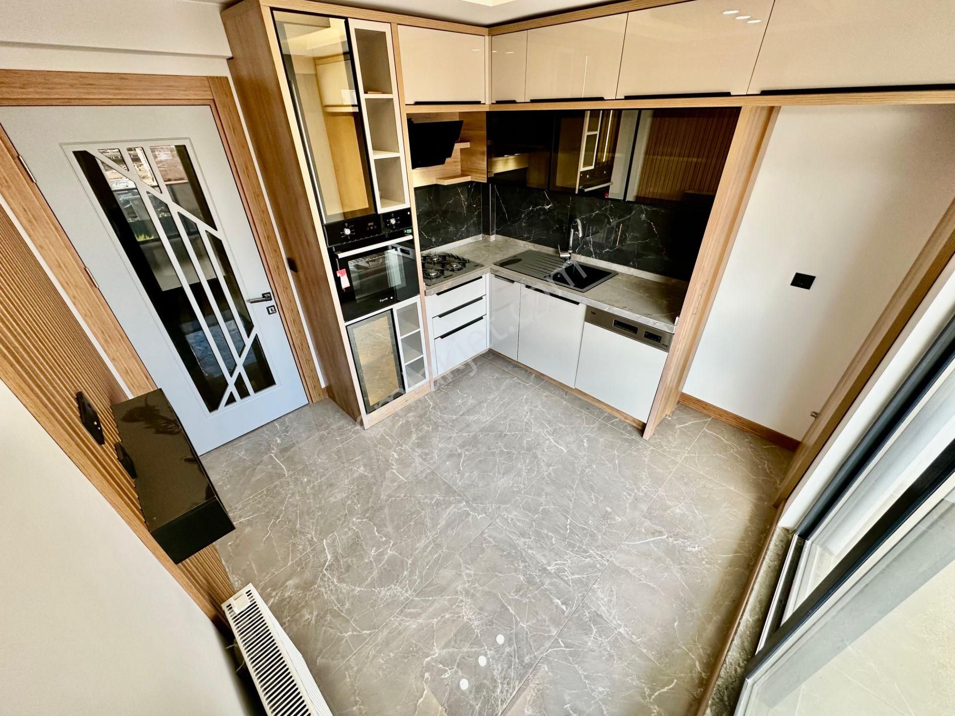 ꧁ay Emlaktan꧂akçayda Ön Cephe*benim Olsun Dedirten*müstakil Tadında Şık Tasarımlı Satılık 2+1 Daire - Görsel 6