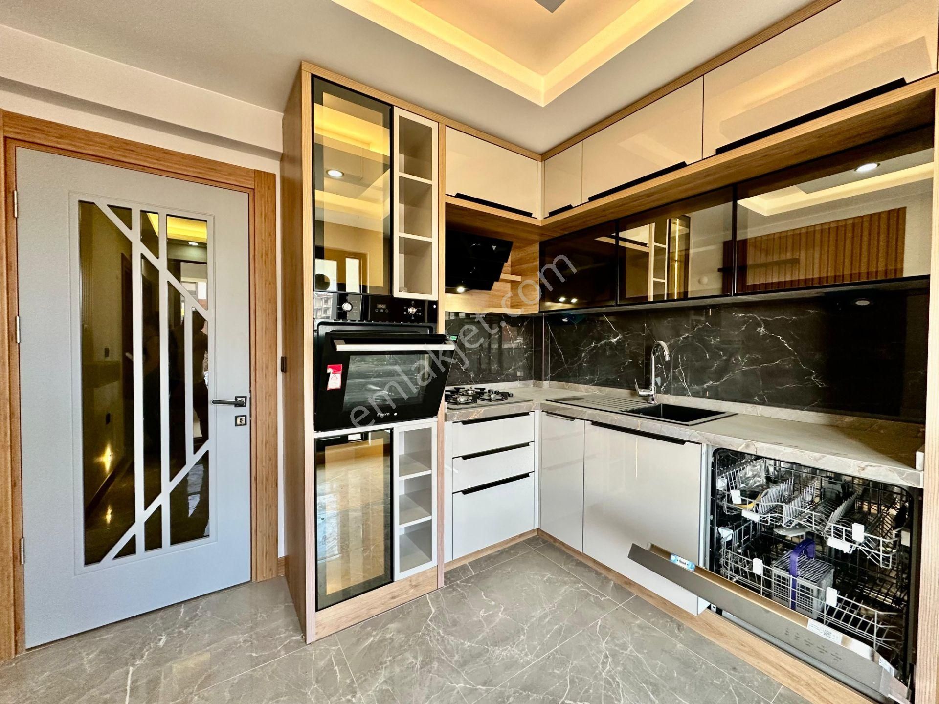 ꧁ay Emlaktan꧂akçayda Ön Cephe*benim Olsun Dedirten*müstakil Tadında Şık Tasarımlı Satılık 2+1 Daire - Görsel 4