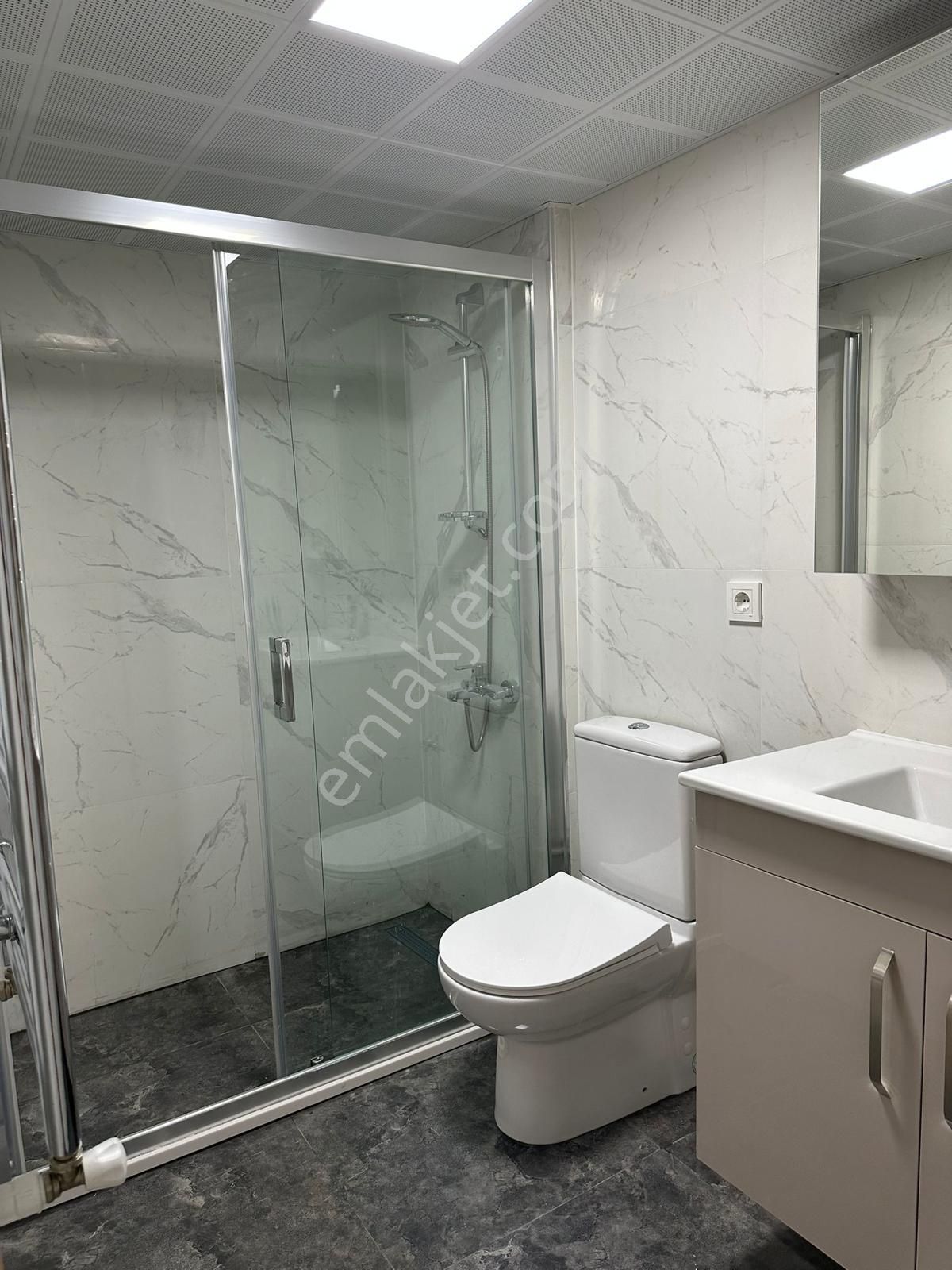 Hatay Pazaryeri Hastane Metro Cıkışı Yakını Bakımlı - Görsel 12