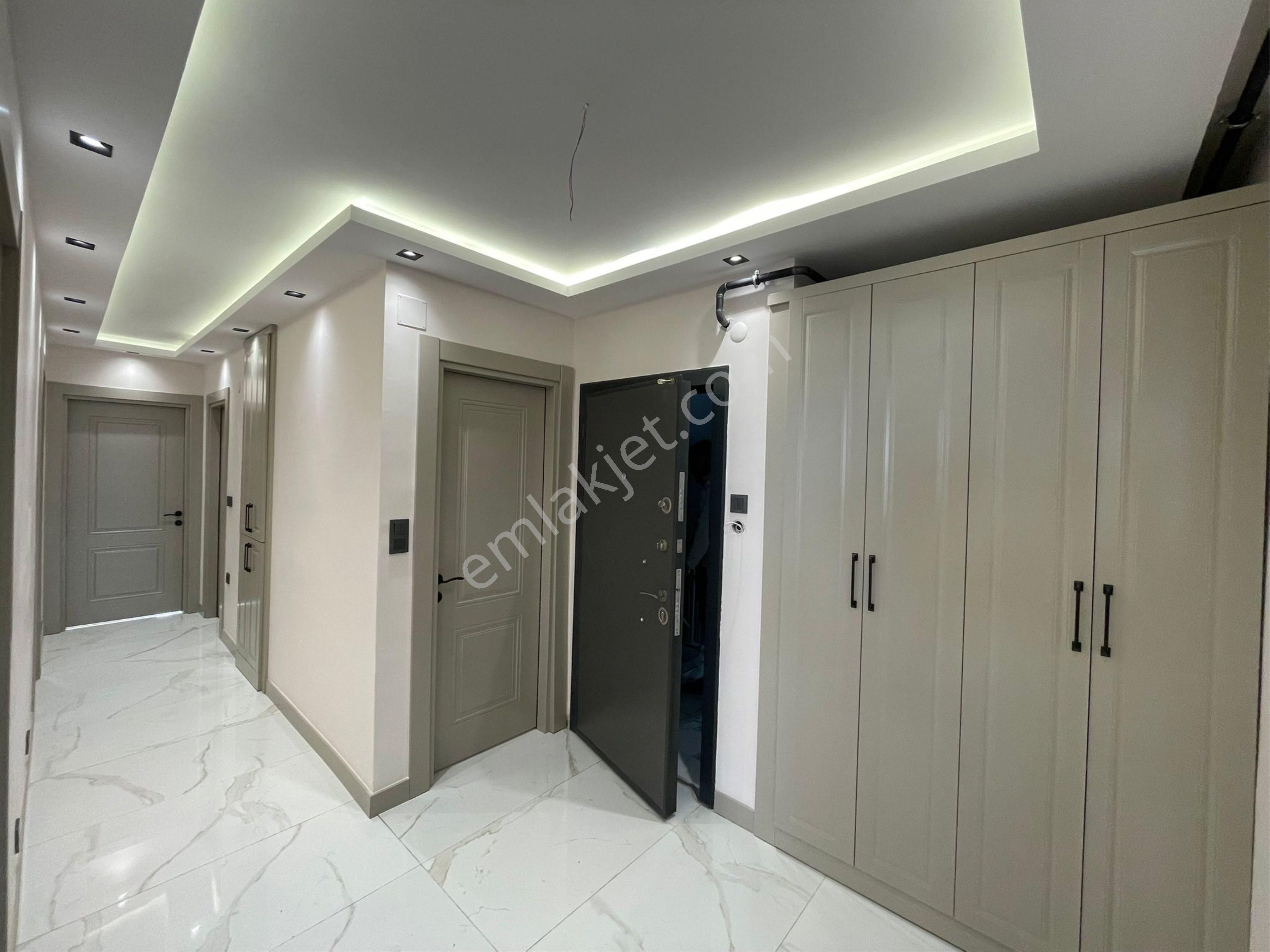 T.özal Hasan Usta Kavşagı Az Katlı Ultra Lüx 3+1 K.mutfak - Görsel 4