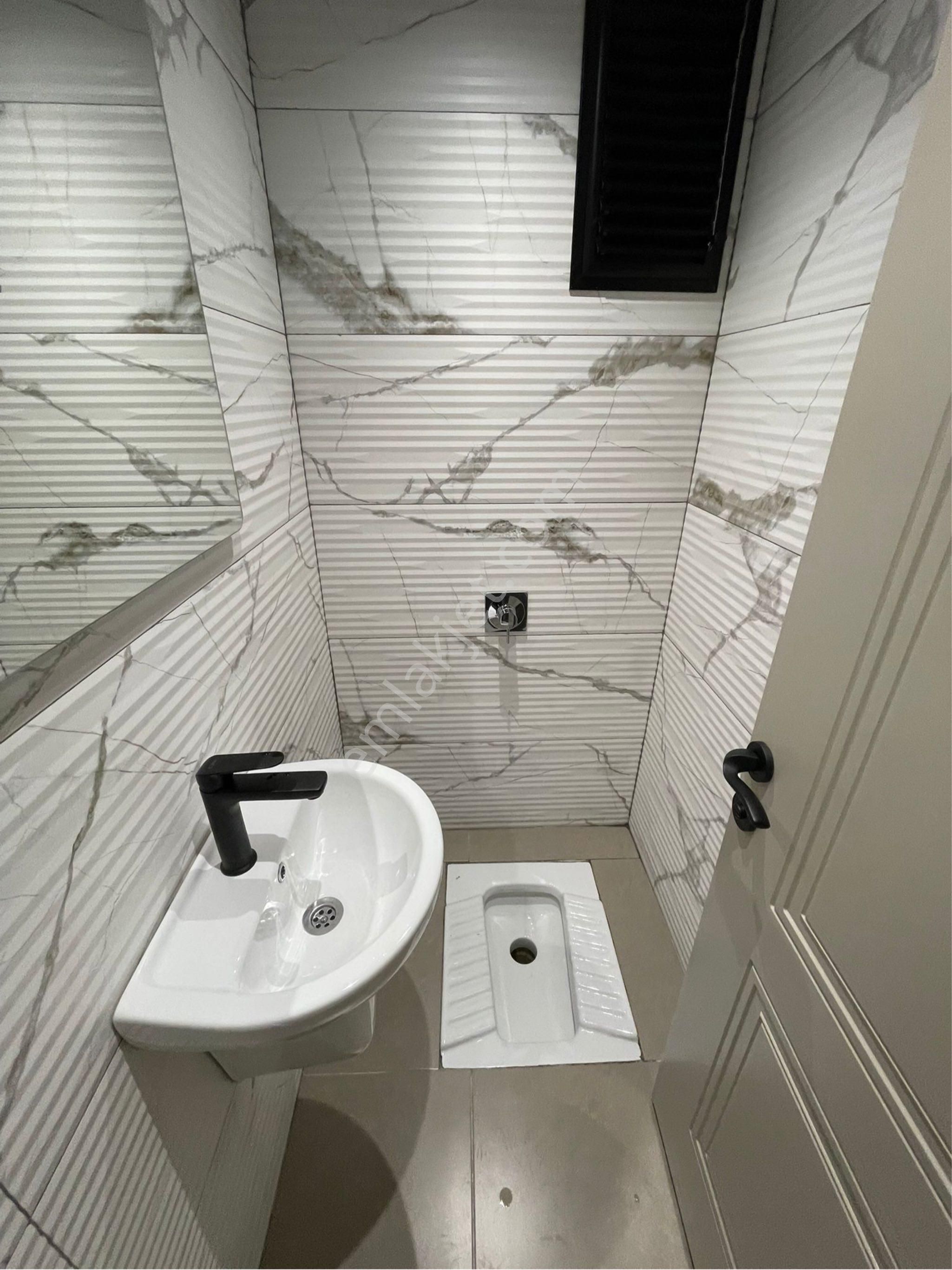 T.özal Hasan Usta Kavşagı Az Katlı Ultra Lüx 3+1 K.mutfak - Görsel 15