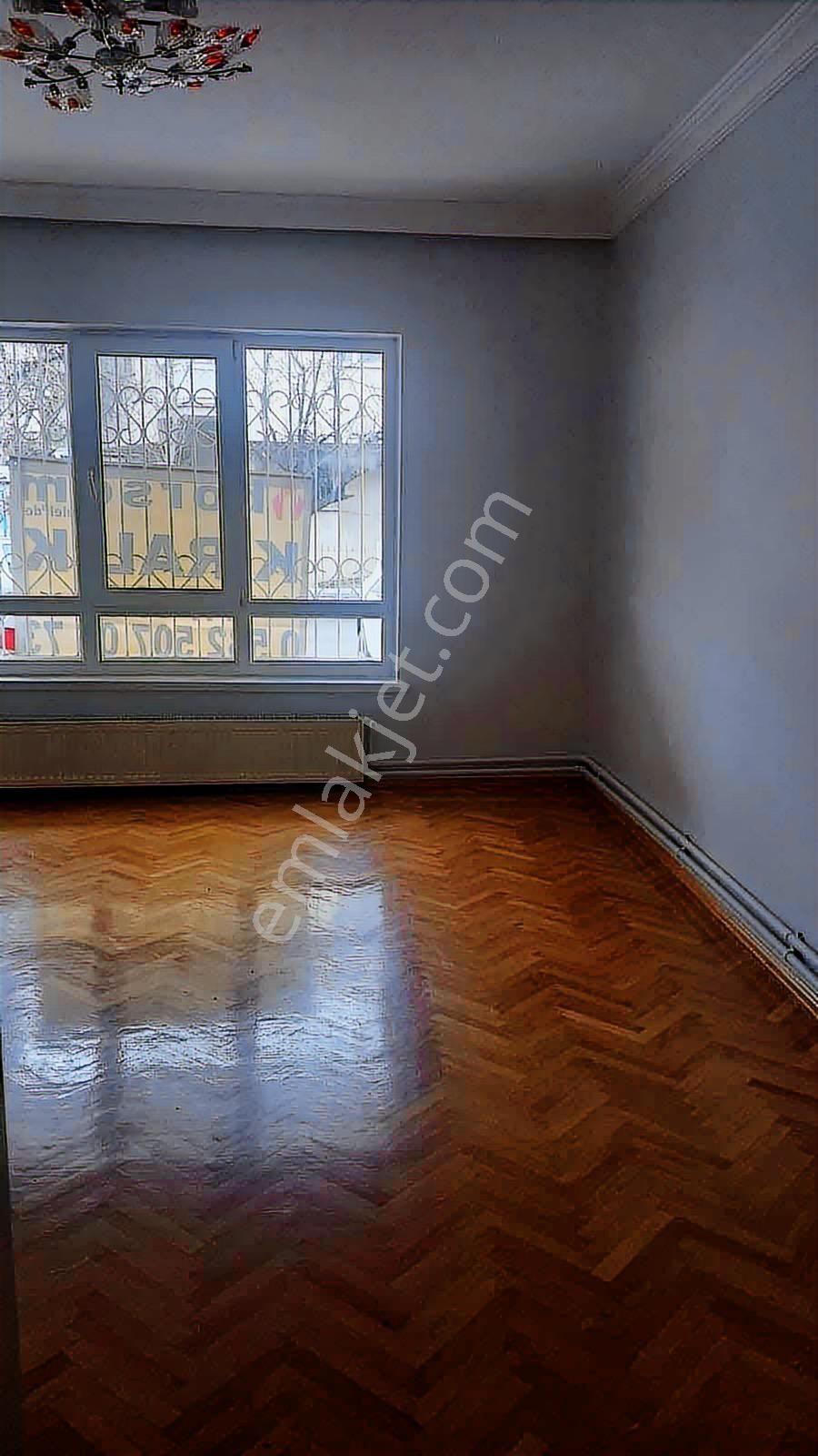 Çankaya Tutumlu Sokak 2+1 Bahçe Çıkışlı Giriş Kat