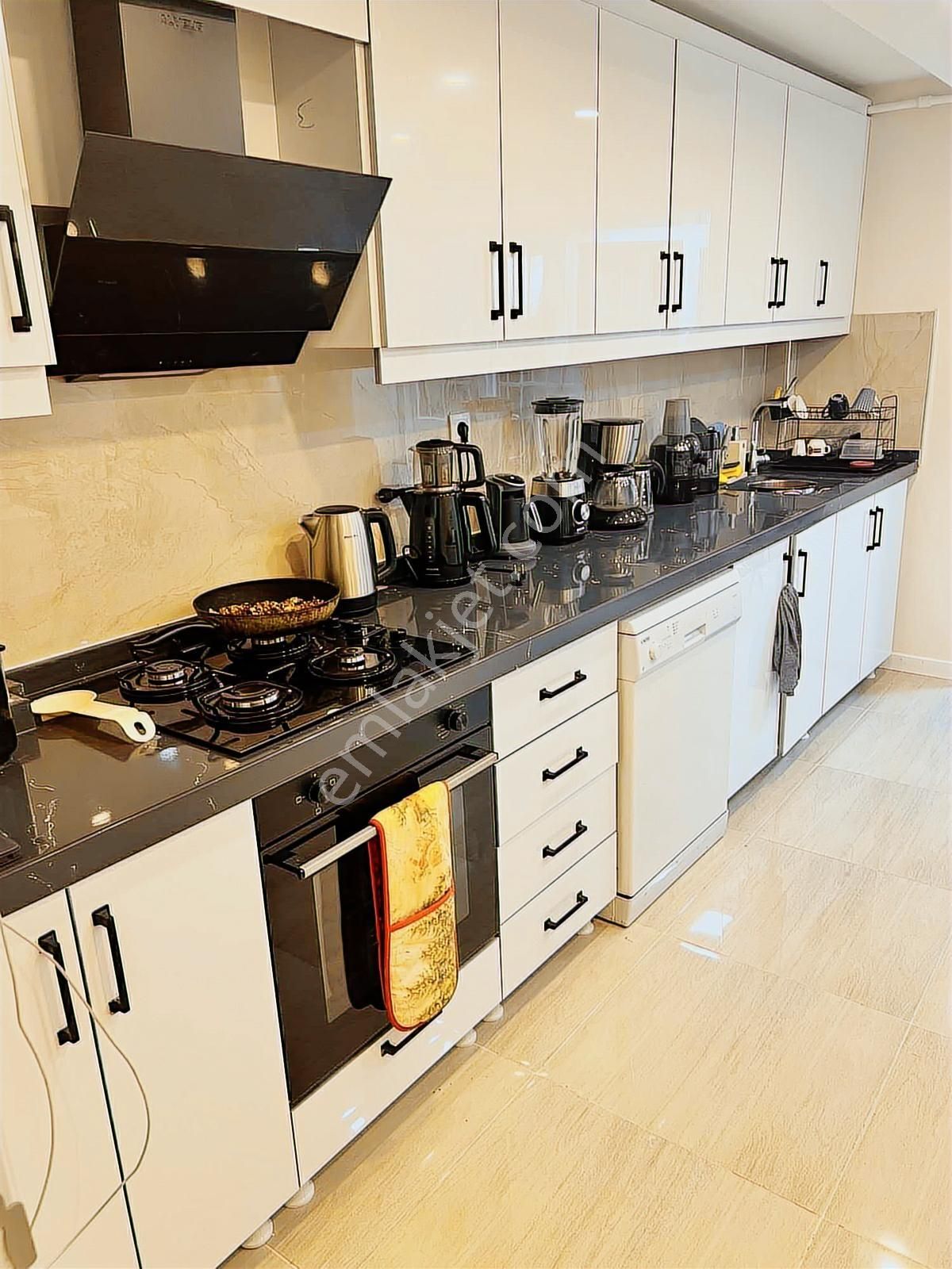 Çankaya Gop Turgutlu'da 3+1 Kombili Full Yapılı Bahçe Kat Daire - Görsel 11