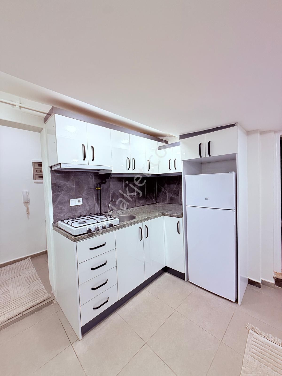 Foruma Yakın Sıfır Eşyalı Yatırımlık 1+1 Satılık Apart - Görsel 5