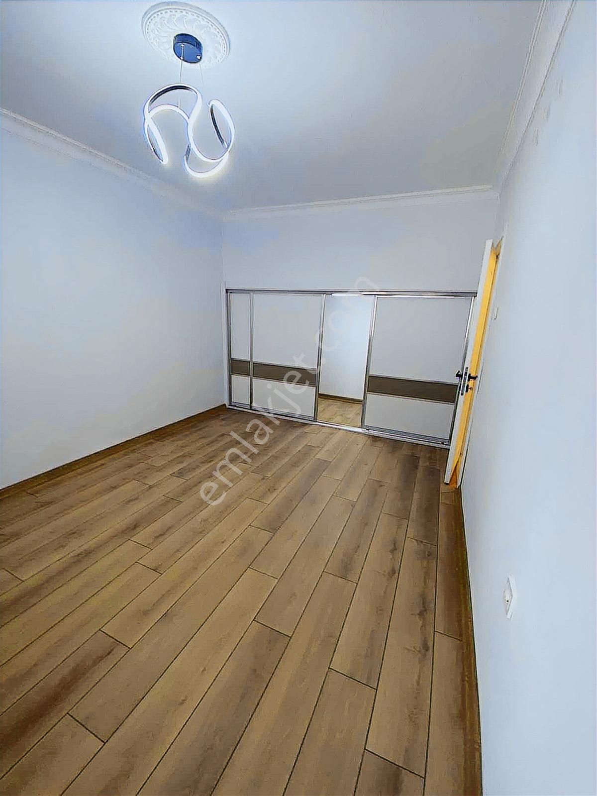 Çankaya Gop Çiçekdağ Sok.da 3+1 Full Yapılı Otoparklı Merkezi - Görsel 2