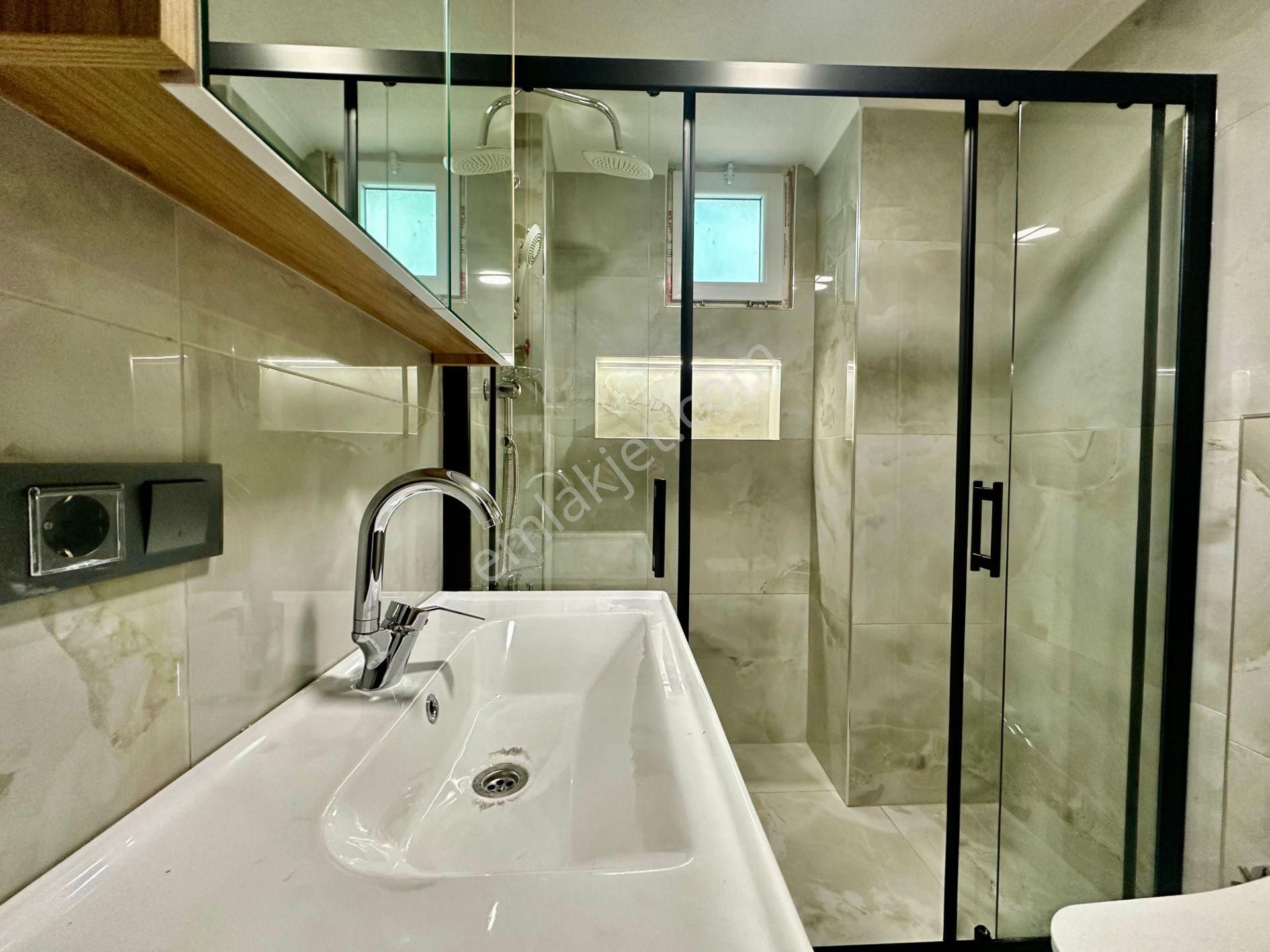 ꧁ay Emlaktan꧁akçay Merkezde Denize 500 Mt Şık Tasarım Arakat Ayrı Mutfak Ön Cephe Satılık 3+1 Daire - Görsel 23