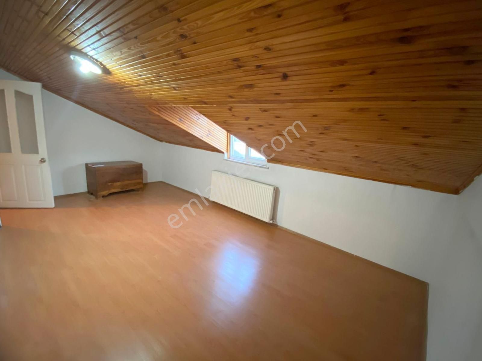 Mertcan'dan Velibaba Mah. Caddeye 3dk Açık Teraslı 1+1 Daire - Görsel 9