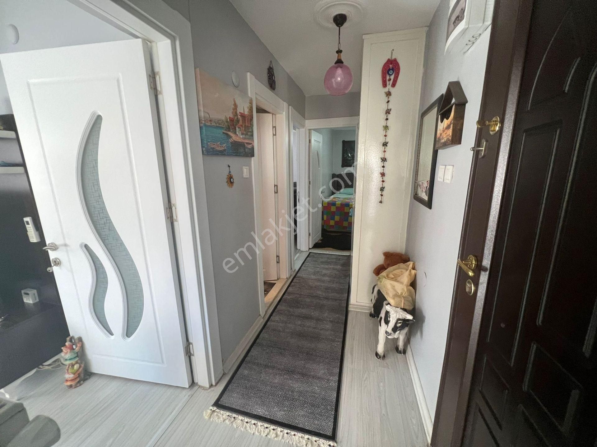 Acill Konak İzmirpark Avm Yakını 2+1 90m2 D.gazlı Ayrı Mutfak Arakat Fırsat Daire - Görsel 24