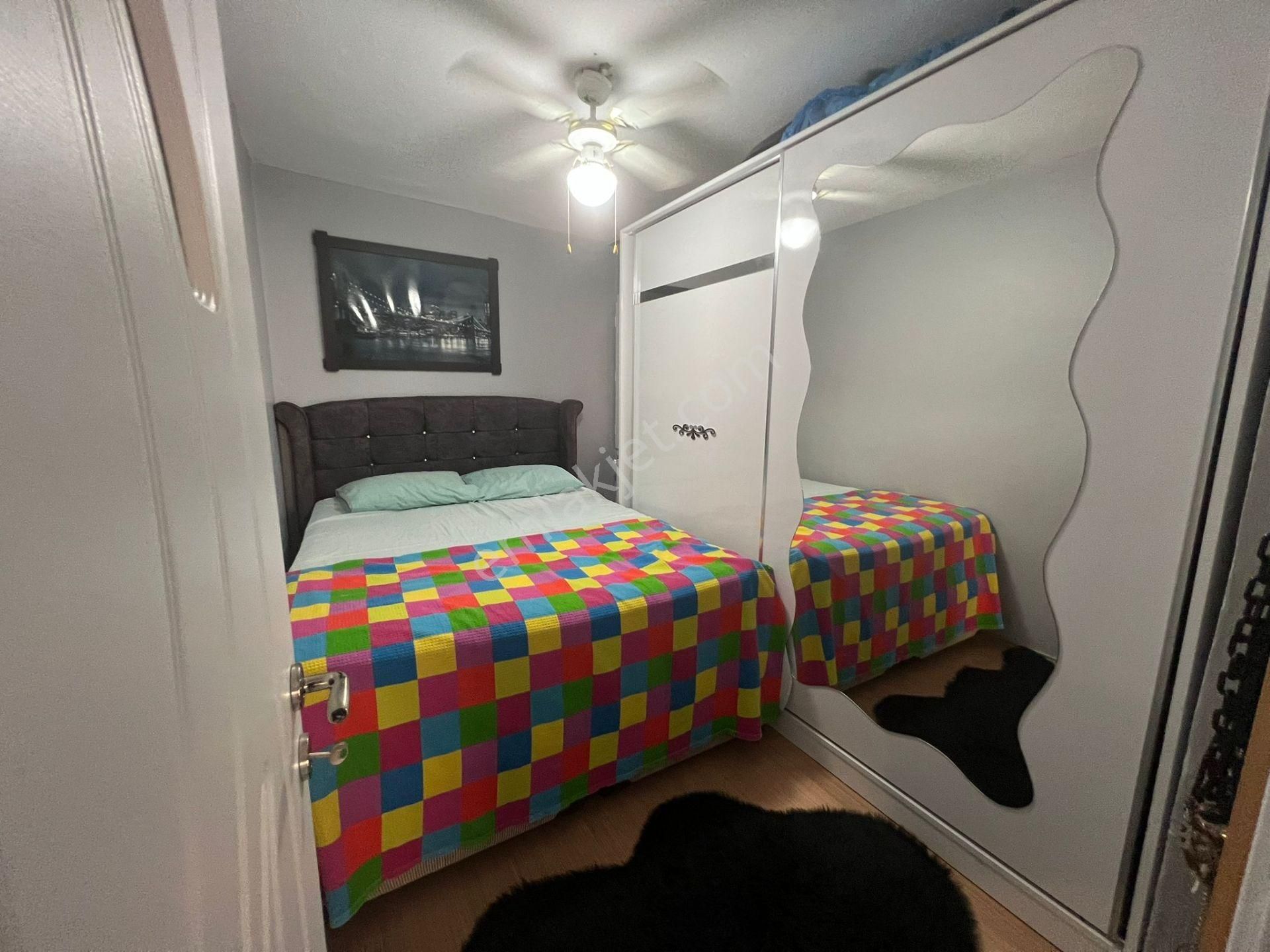 Acill Konak İzmirpark Avm Yakını 2+1 90m2 D.gazlı Ayrı Mutfak Arakat Fırsat Daire - Görsel 12