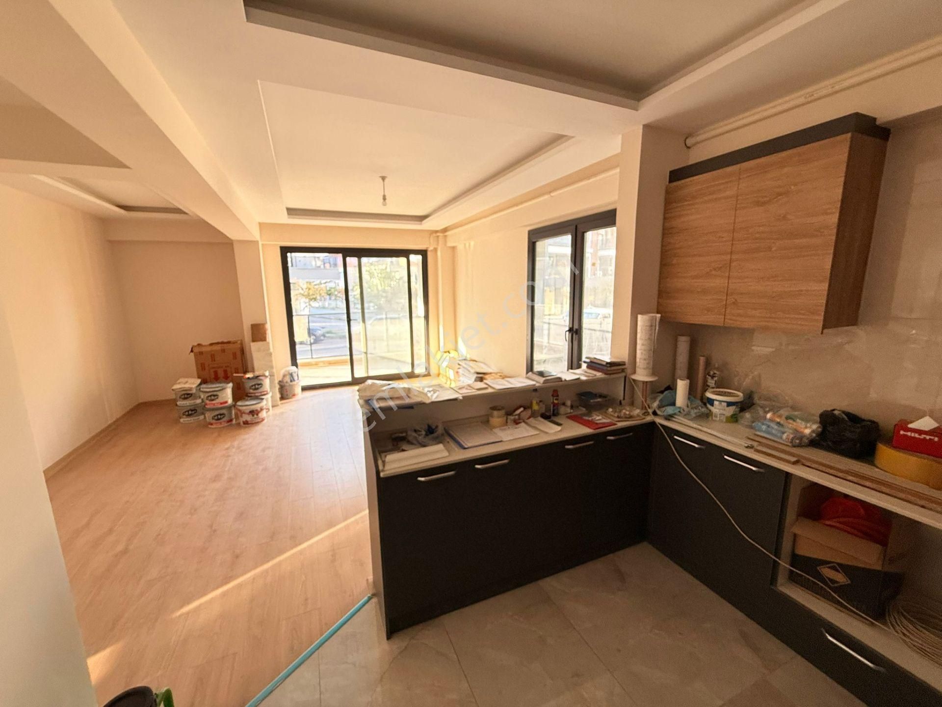 Manisa Alaşehir Alper Gayrimenkulden İstasyon Mah. 140 M2 Yüksek Giriş 3+1 - Görsel 12