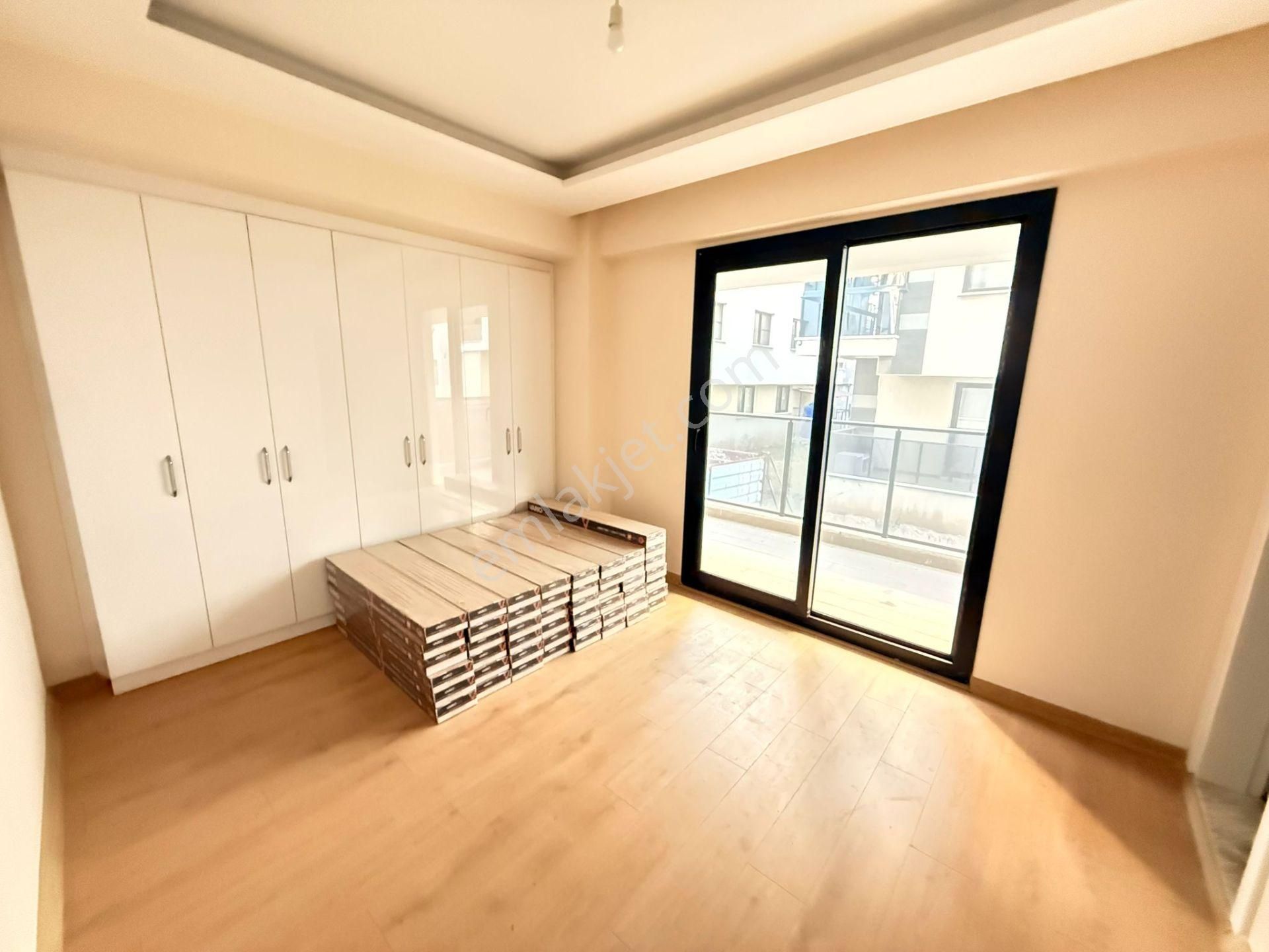 Manisa Alaşehir Alper Gayrimenkulden İstasyon Mah. 140 M2 Yüksek Giriş 3+1 - Görsel 9