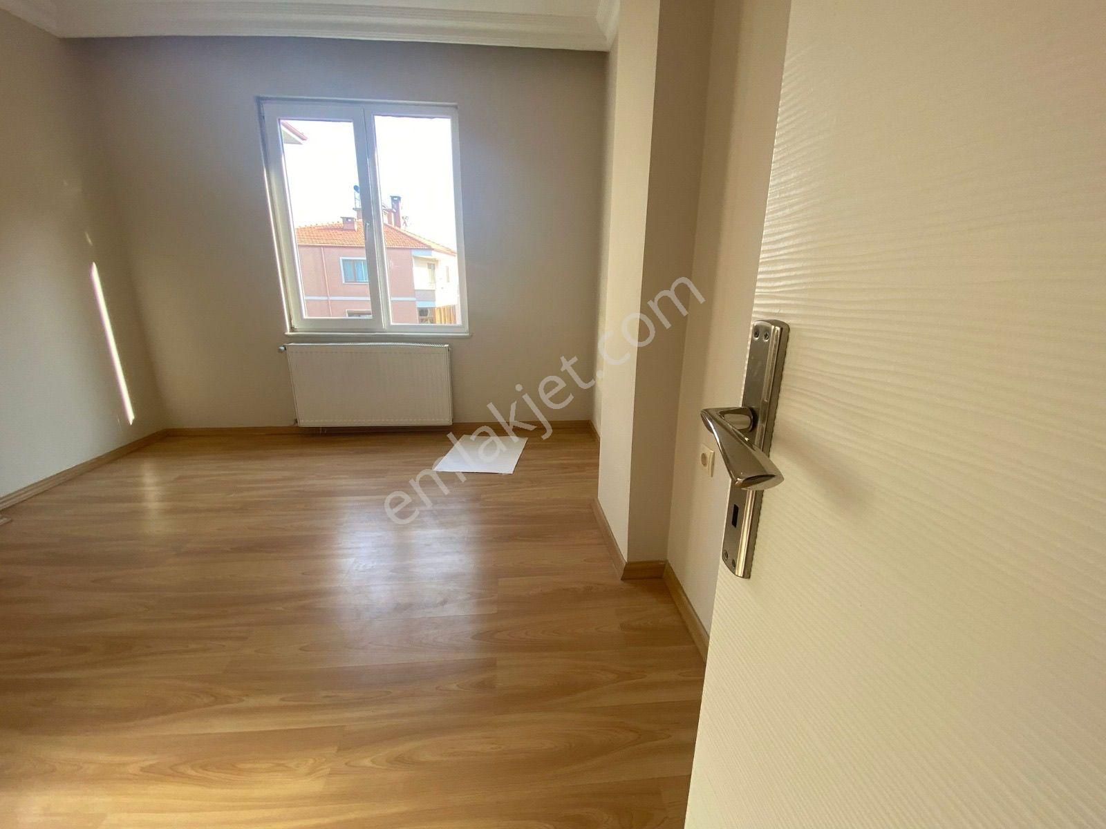 ▀mera Emlak'tan Cennetayağı Mh. Ayrı Mutfak Ara Kat 3+1 Daire - Görsel 29
